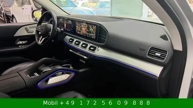 Mercedes-Benz GLS view 14