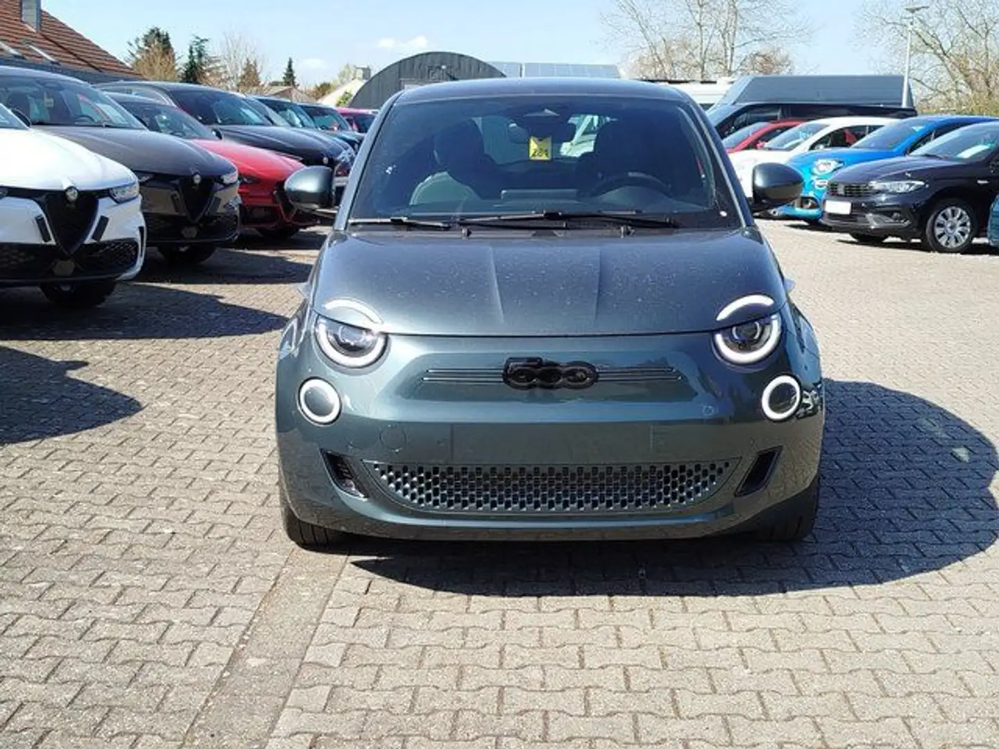 Fiat 500e Giorgio Armani Verde - 2
