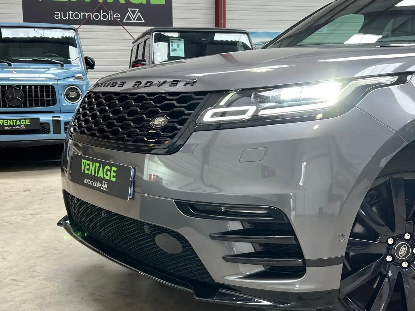 Land Rover Range Rover Velar Range Rover Velar 3.0L D300 BVA HSE R-Dynamic Grau - 2