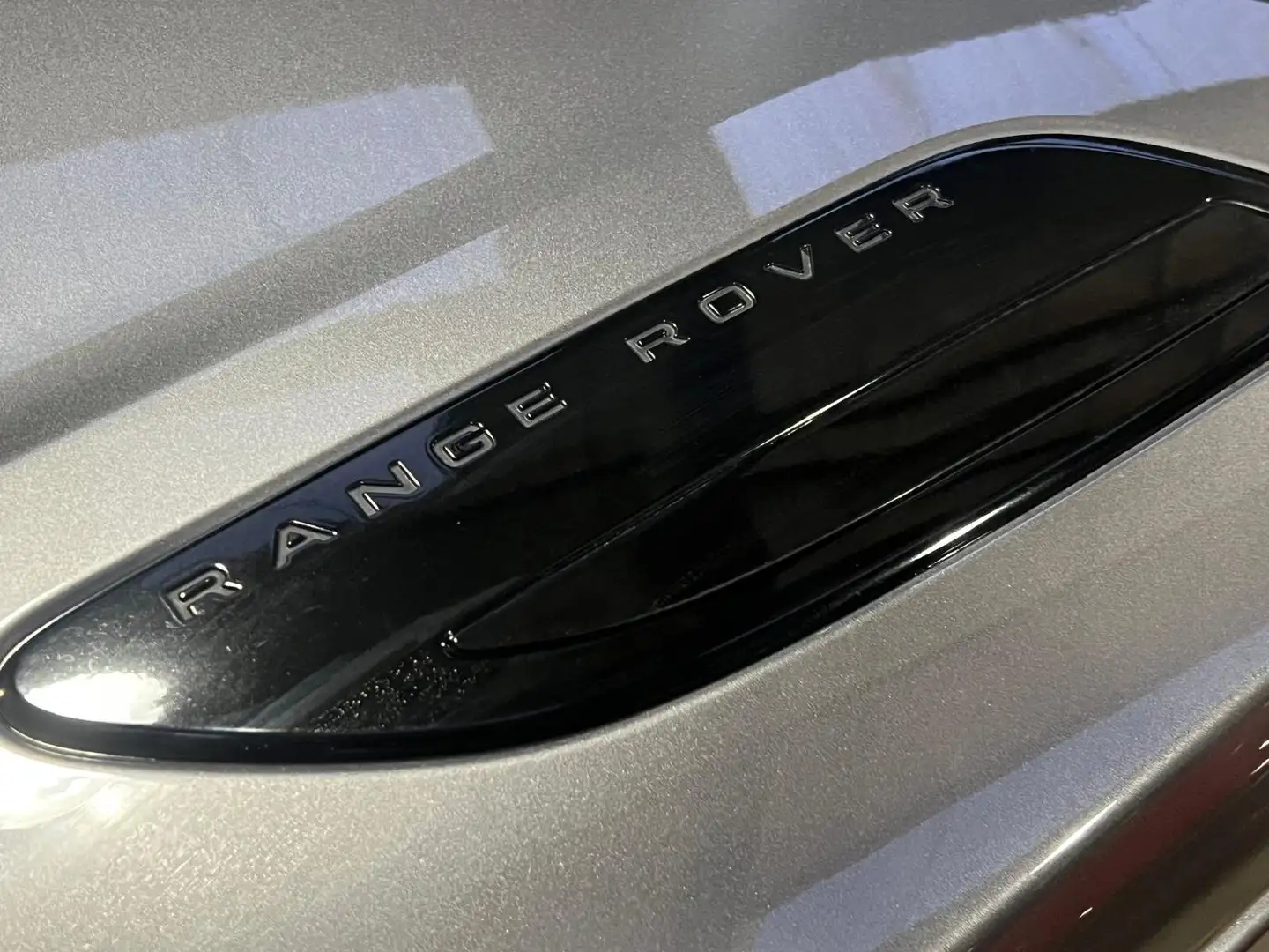 Land Rover Range Rover Velar Range Rover Velar 3.0L D300 BVA HSE R-Dynamic Gris - 2