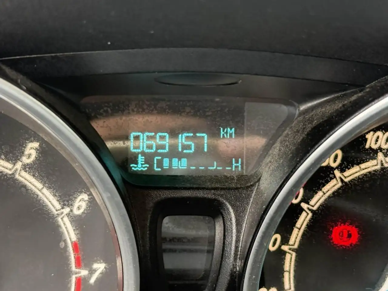 Ford Fiesta 5 portes — photo 20