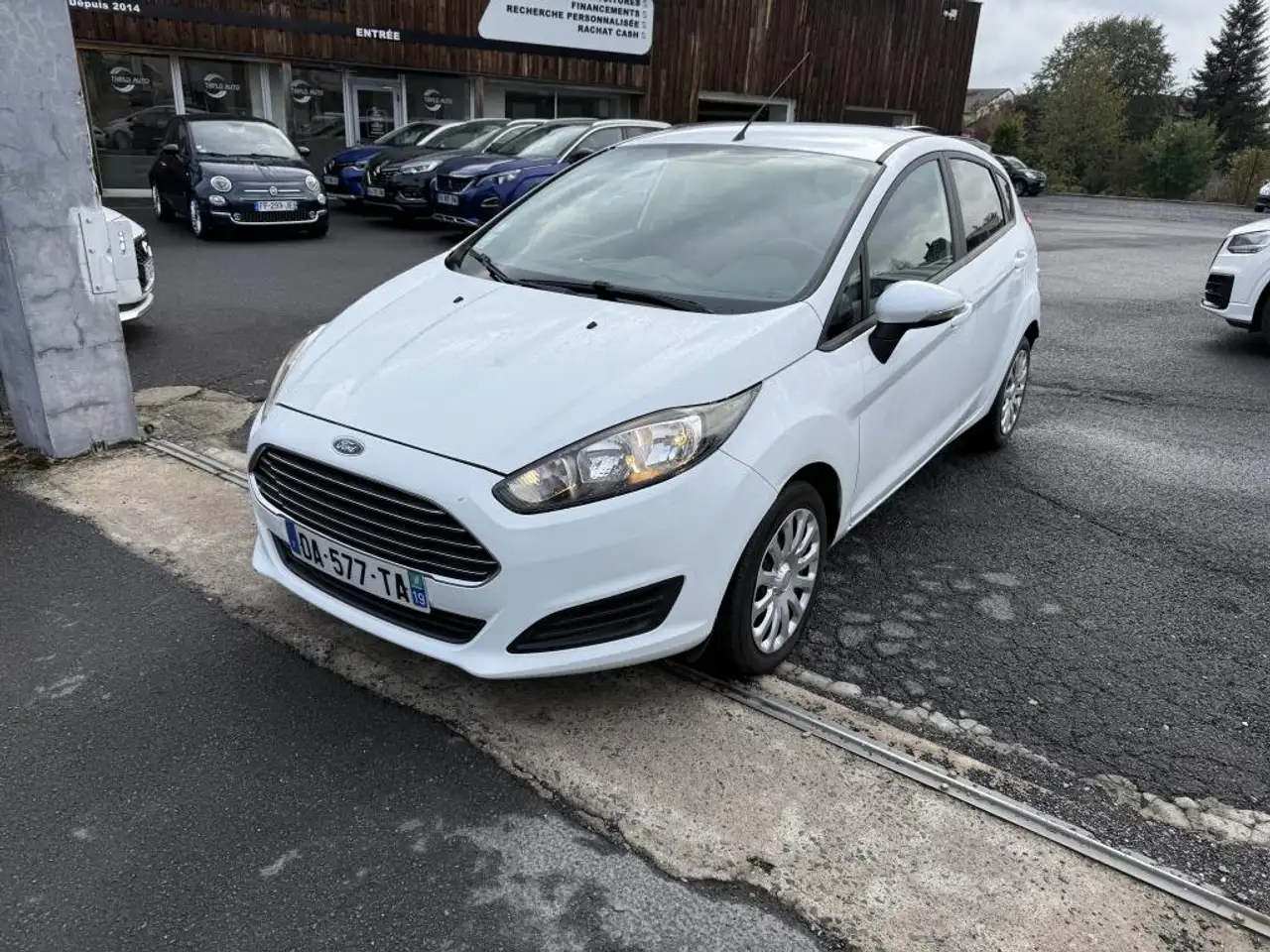 Ford Fiesta 5 portes — photo 21