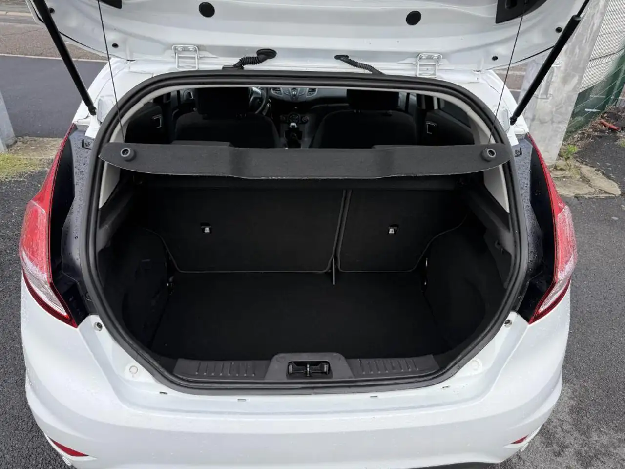 Ford Fiesta 5 portes — photo 26