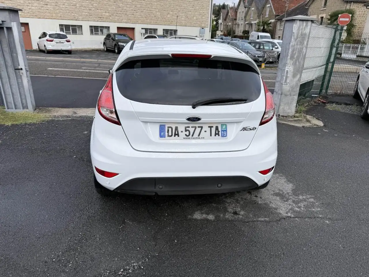 Ford Fiesta 5 portes — photo 4