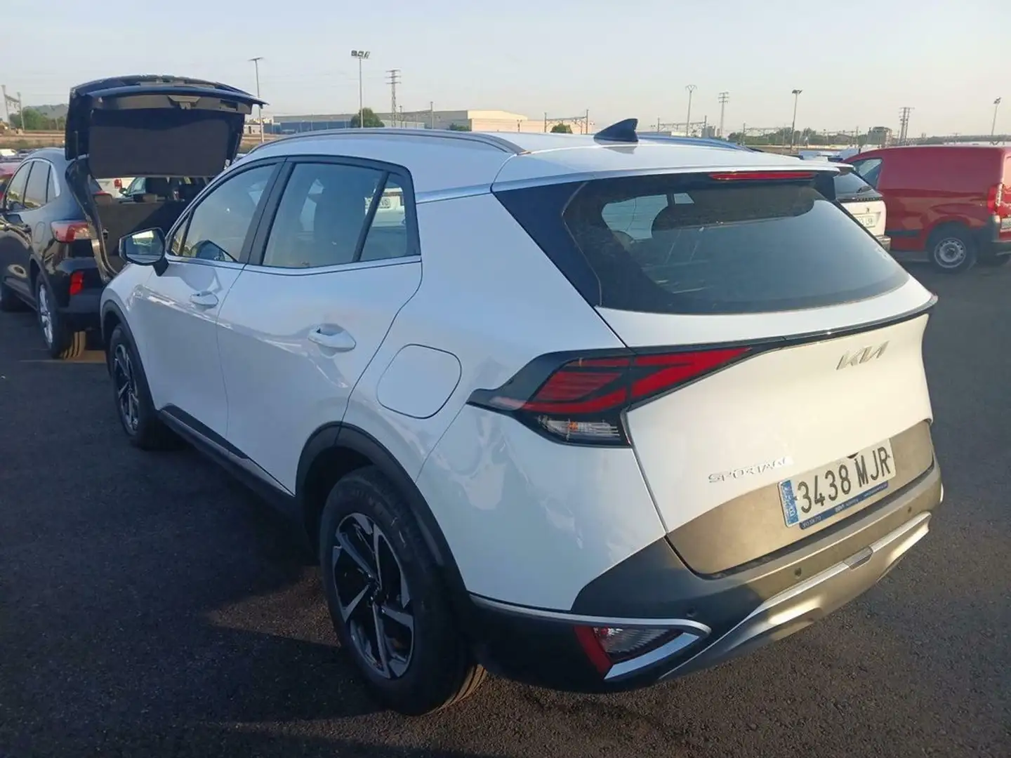 Kia Sportage 1.6 T-GDi MHEV 110kW (150CV) Drive 4x2 Blanc - 2