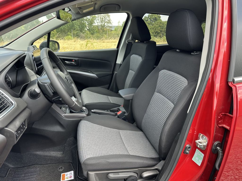 Suzuki S-Cross 1.4 Boosterjet Hybrid AT Comfort — photo 13
