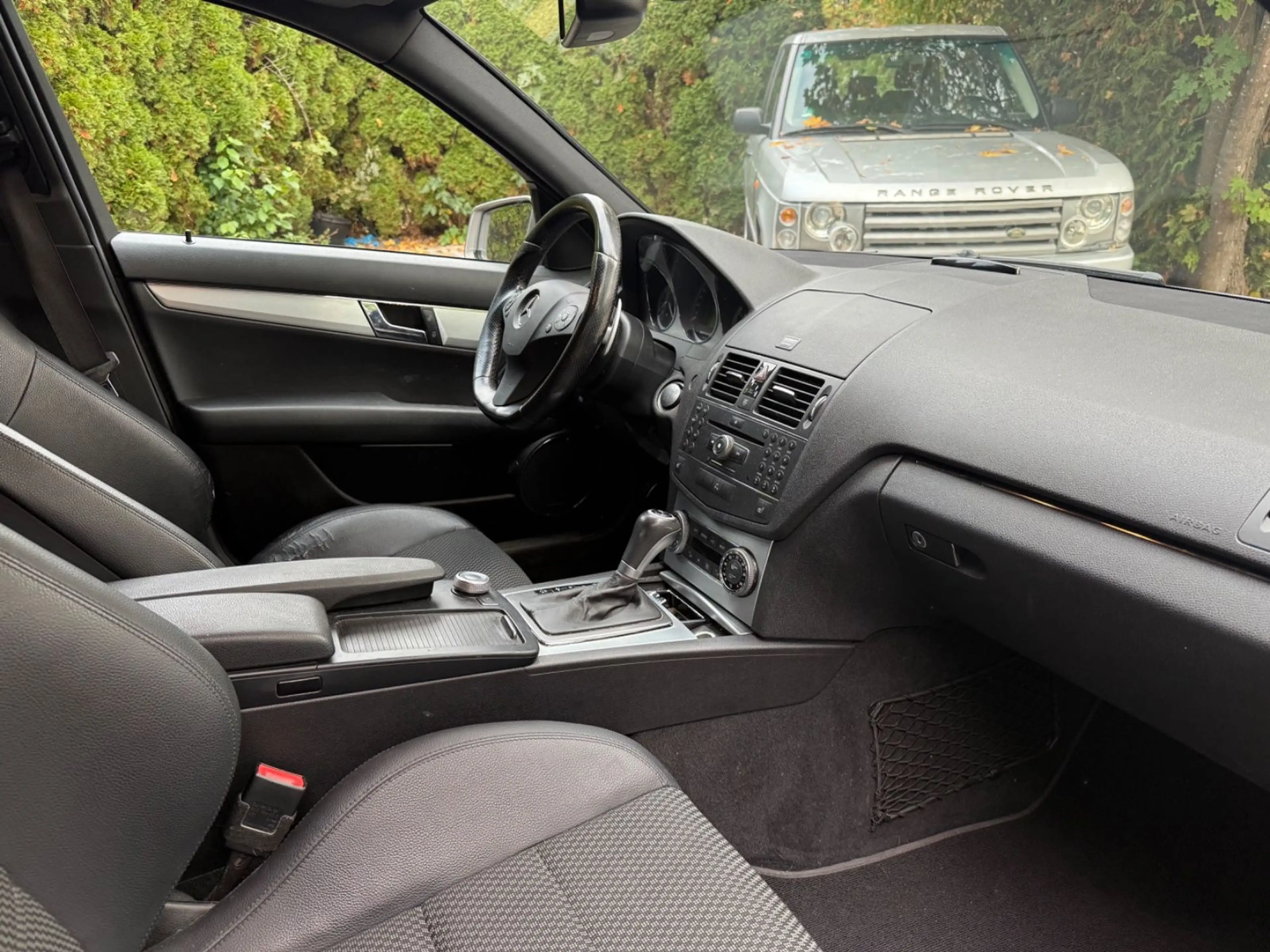 Mercedes-Benz C 63 AMG T-Modell*Keyless*Schiebedach* — photo 12