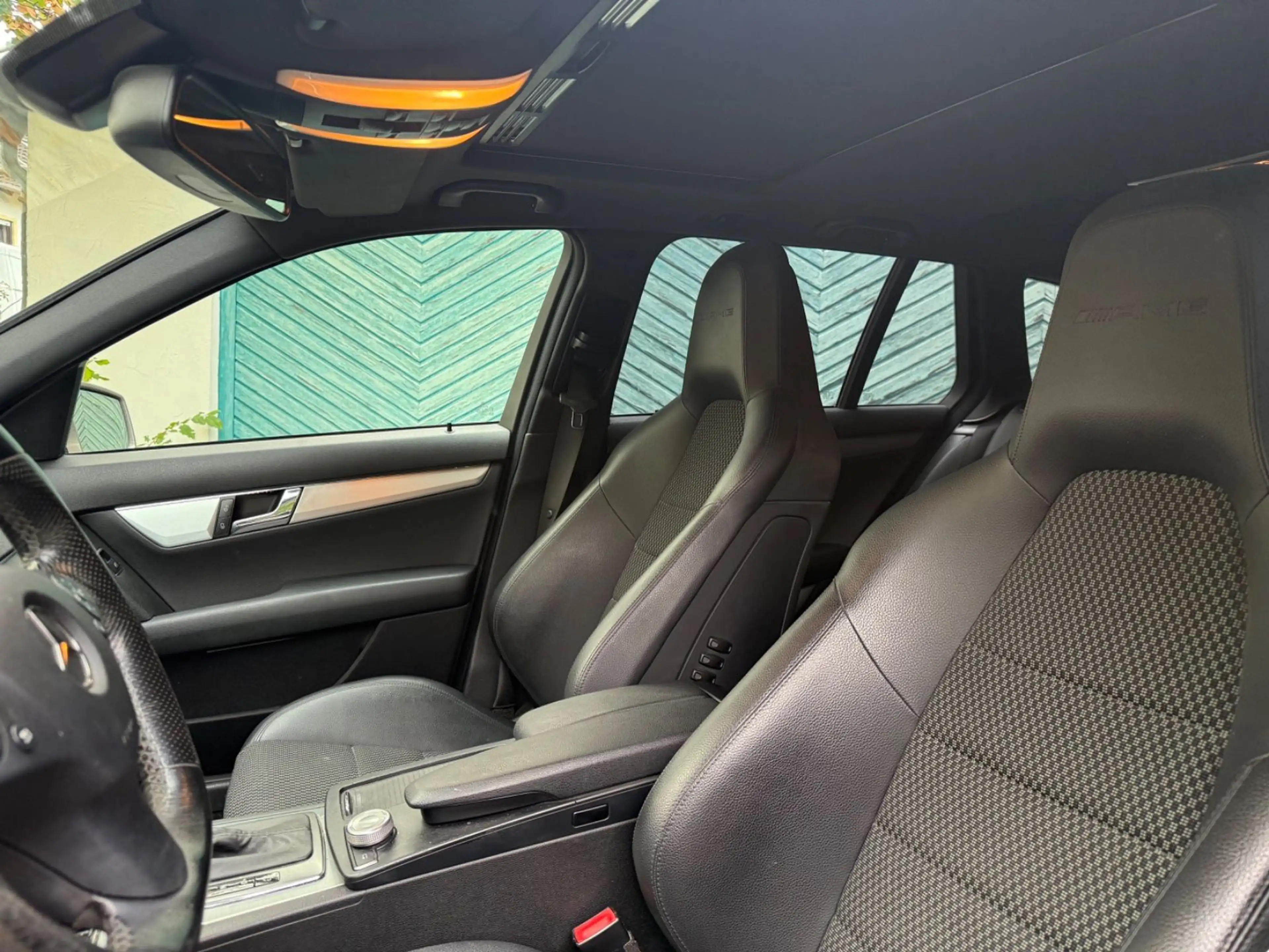 Mercedes-Benz C 63 AMG T-Modell*Keyless*Schiebedach* — photo 10