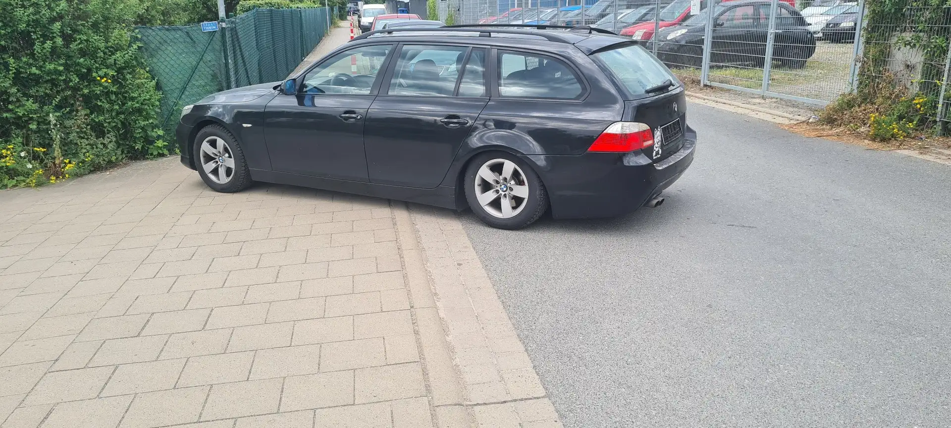 BMW 525 525i Zwart - 1