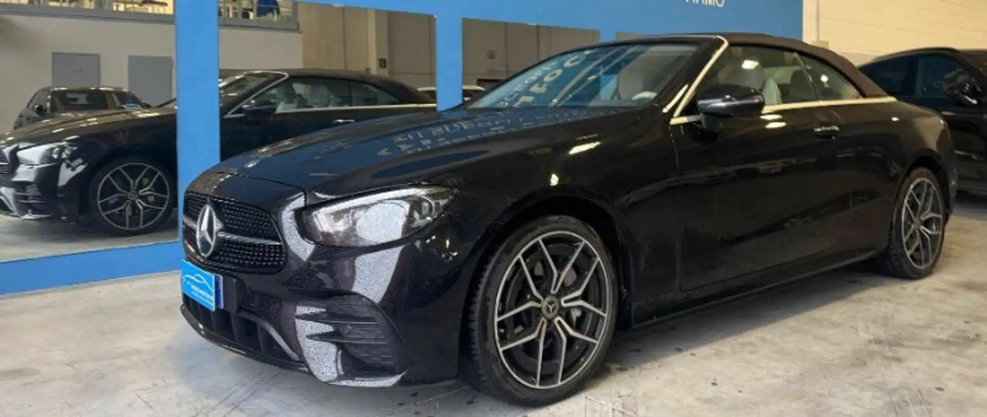 Mercedes-Benz E 220 E 220 d Auto 4Matic Cabrio Premium Plus Beige - 2