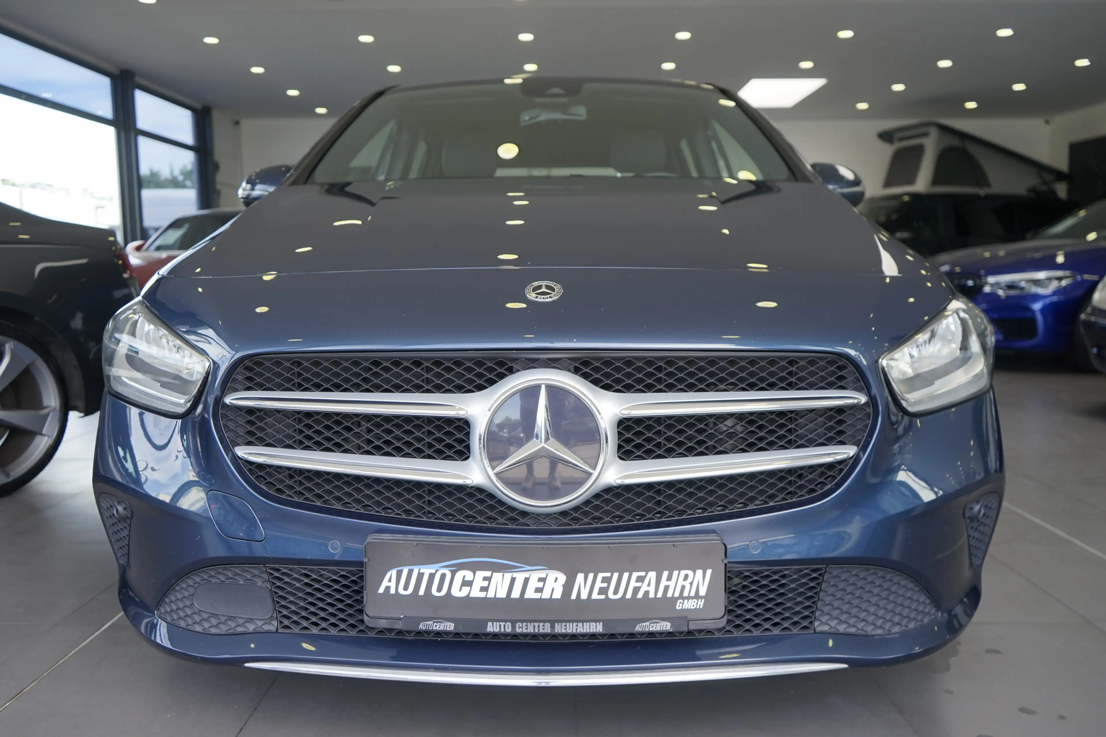 Mercedes-Benz B 180 MBUX+NAVI+KEYLESS GO+TEMPOMAT+RÜCKFAHRKAM — photo 2