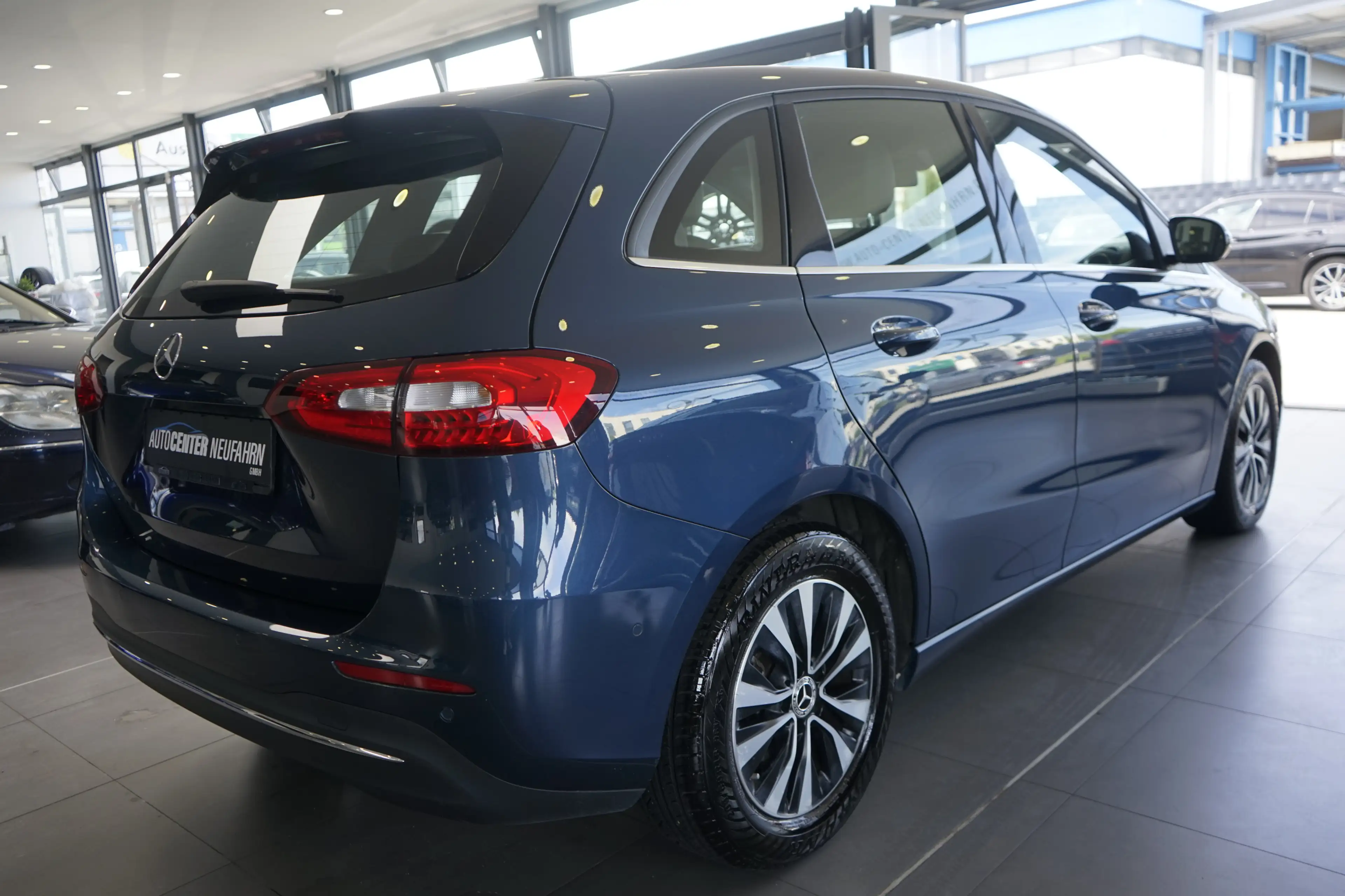Mercedes-Benz B 180 MBUX+NAVI+KEYLESS GO+TEMPOMAT+RÜCKFAHRKAM — photo 7