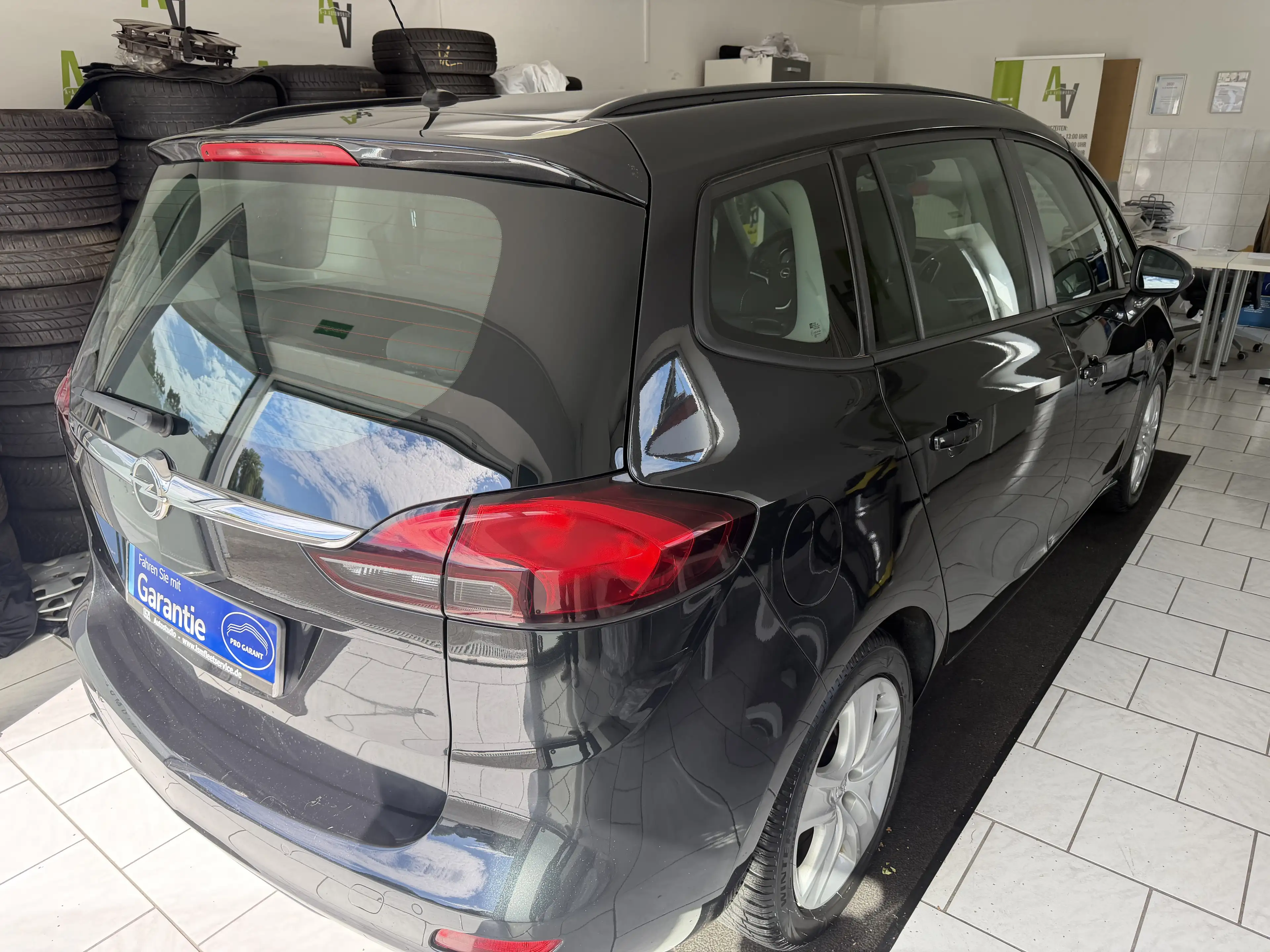 Opel Zafira Tourer Edition*AUTOMATIK+7SITZER* — photo 3