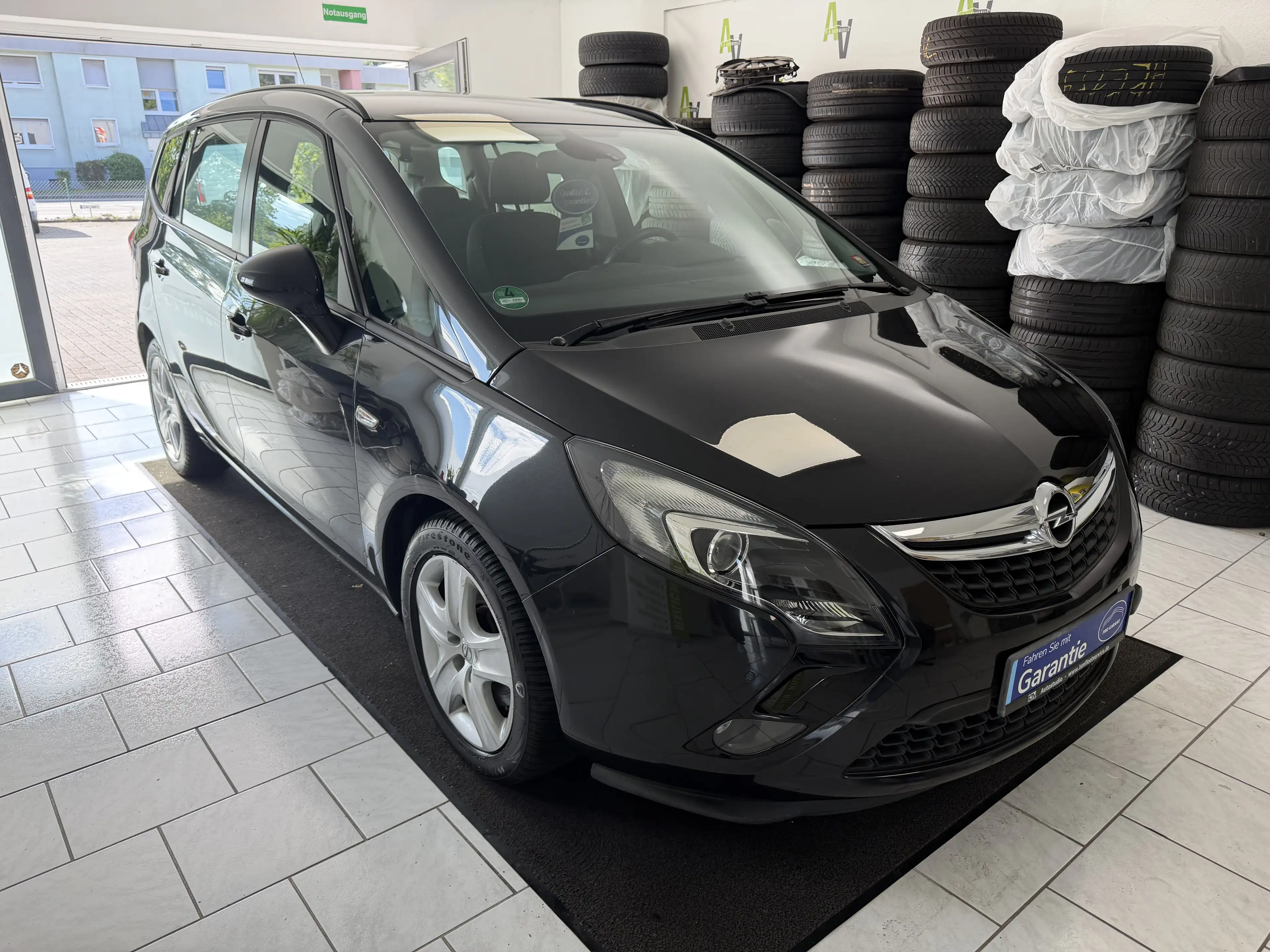 Opel Zafira Tourer Edition*AUTOMATIK+7SITZER* — photo 2