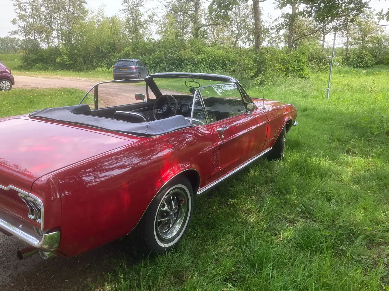 Ford Mustang Convertible, foto 1