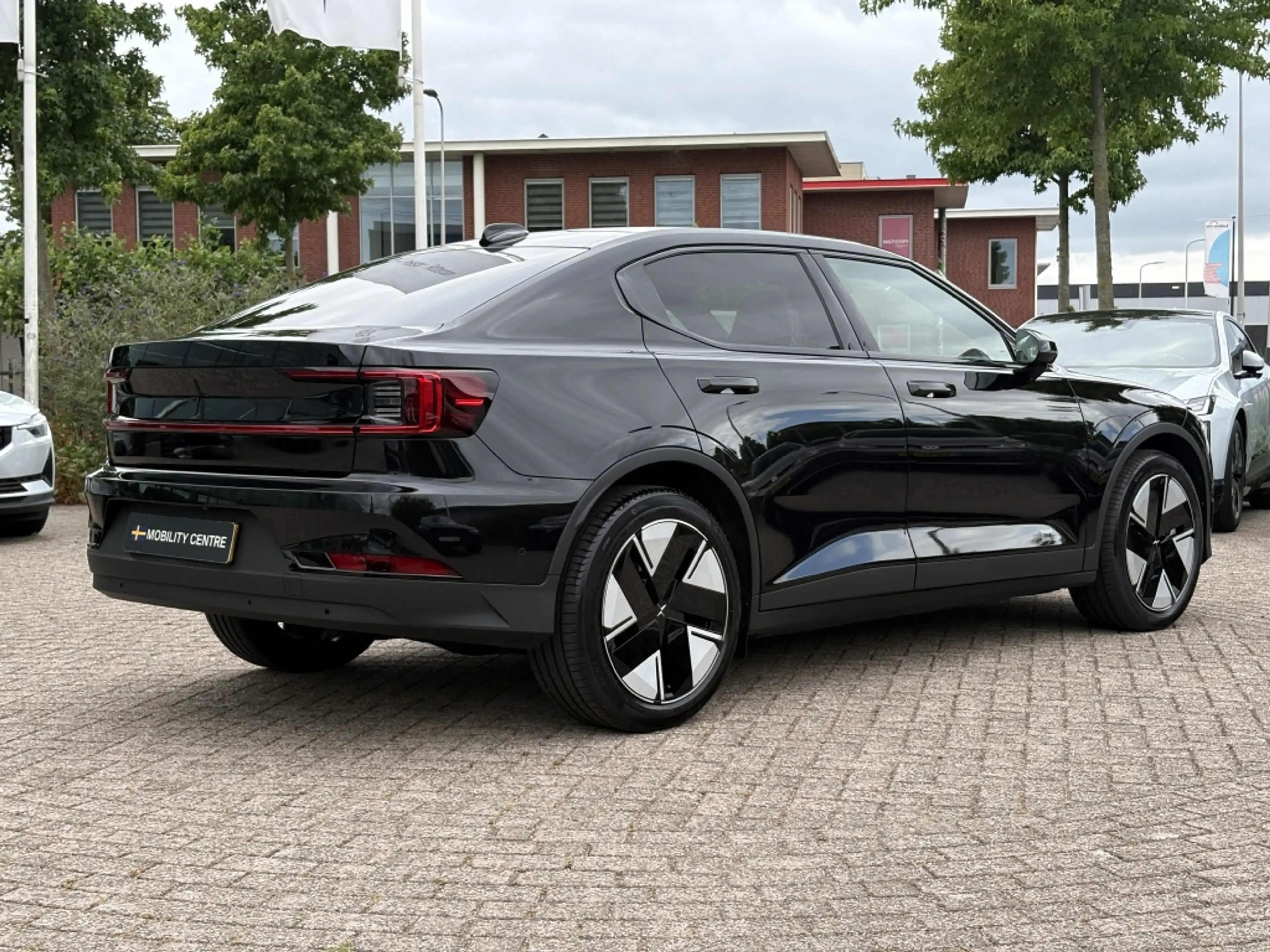 Polestar 2 Long range Single motor 82 kWh | PRIME pack | Bowe — photo 4