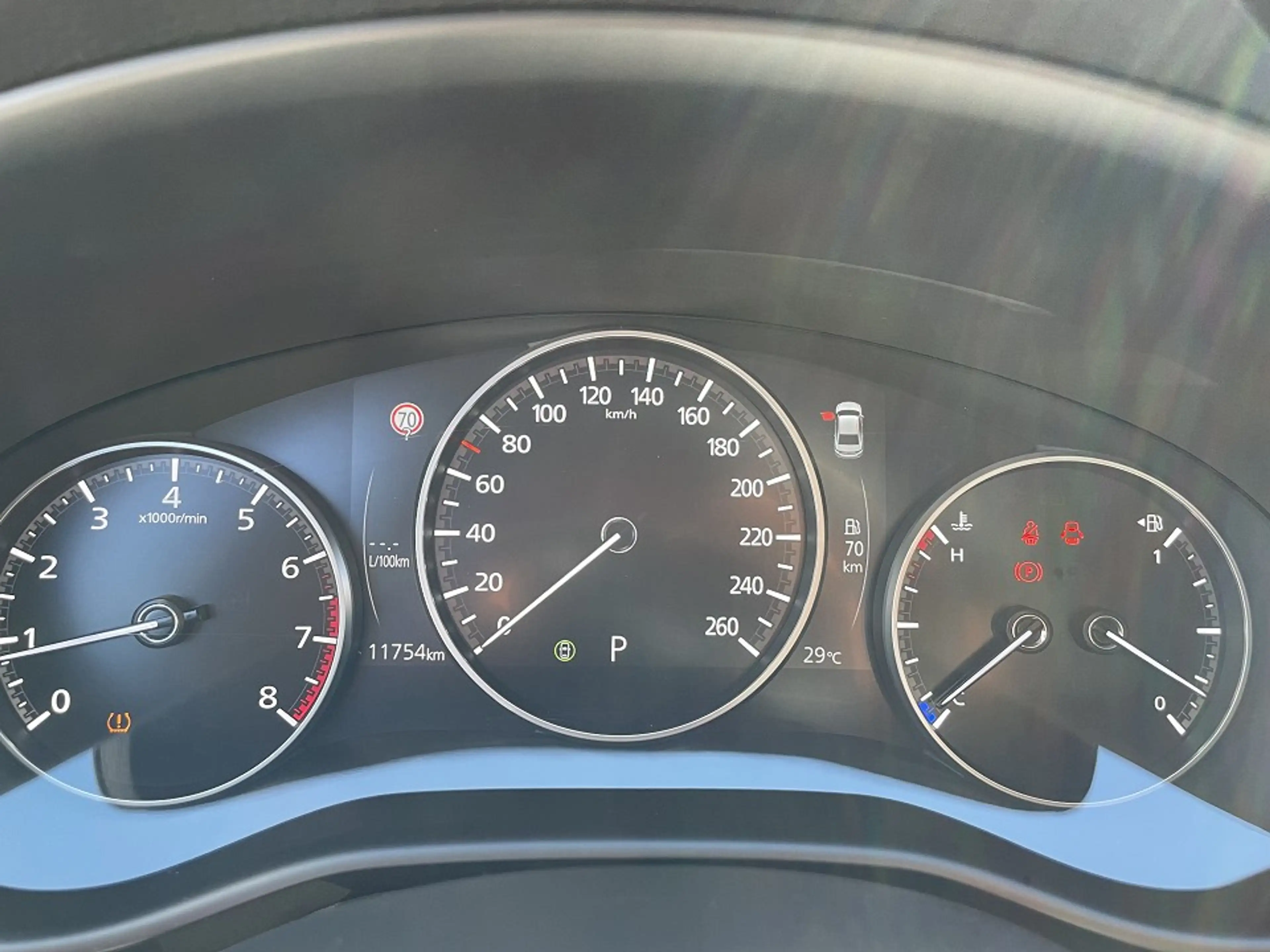 Mazda 3 4SN 2.5L e-SKYACTIV-G 140ps AT Exclusive-Line — photo 11