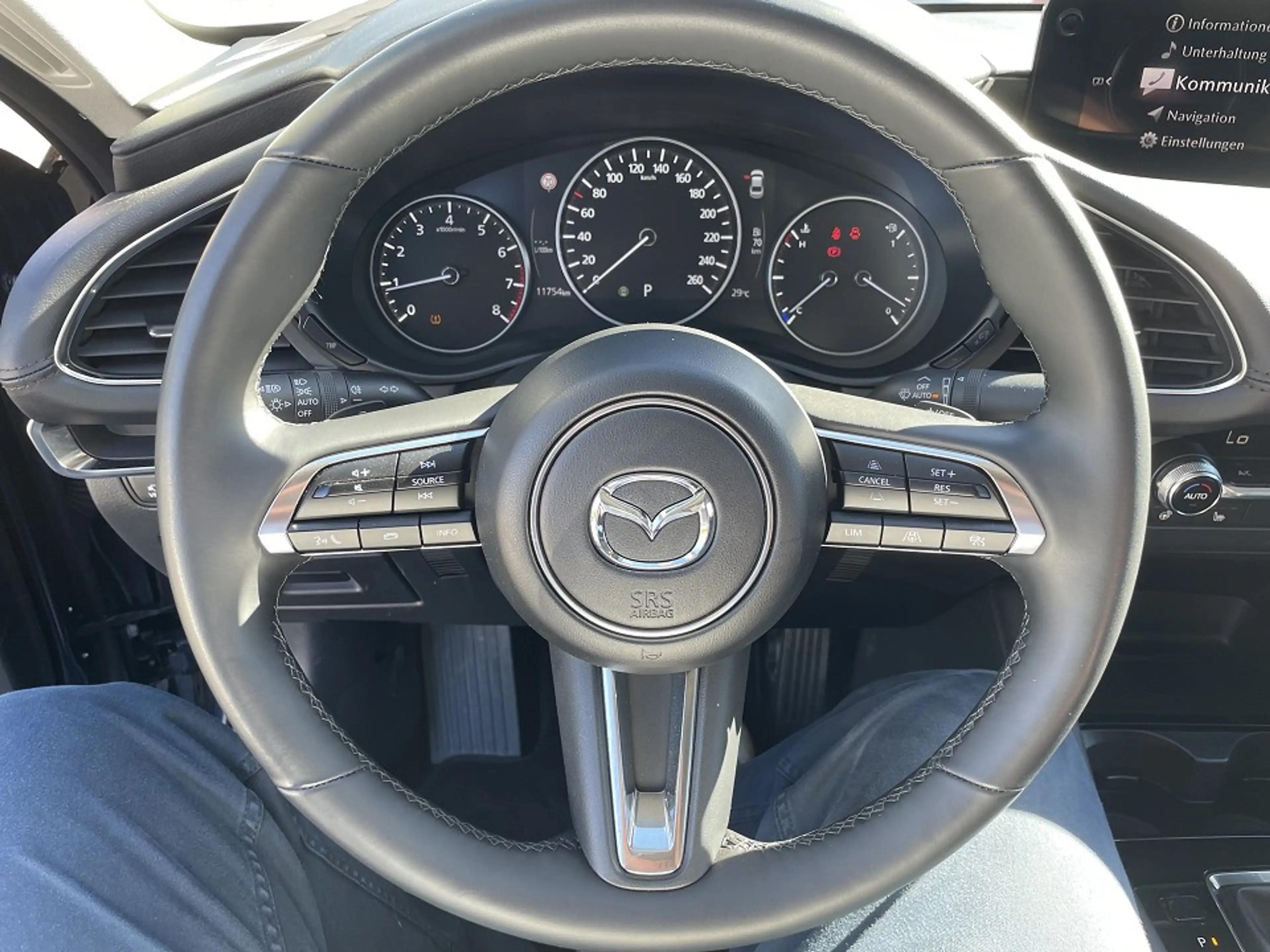 Mazda 3 4SN 2.5L e-SKYACTIV-G 140ps AT Exclusive-Line — photo 8