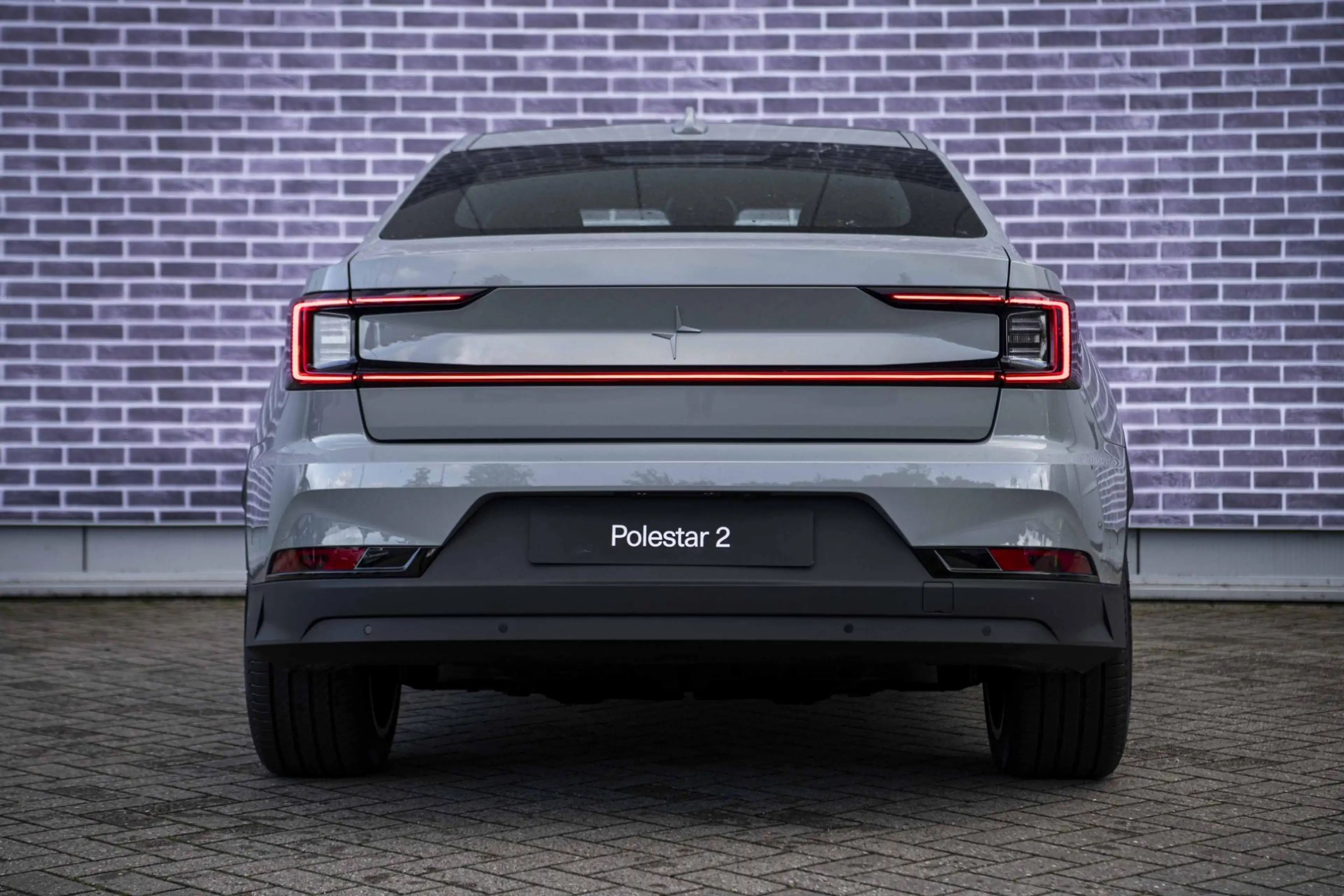 Polestar 2 Long Range Single Motor Prime 82 kWh | Pilot assis — photo 10