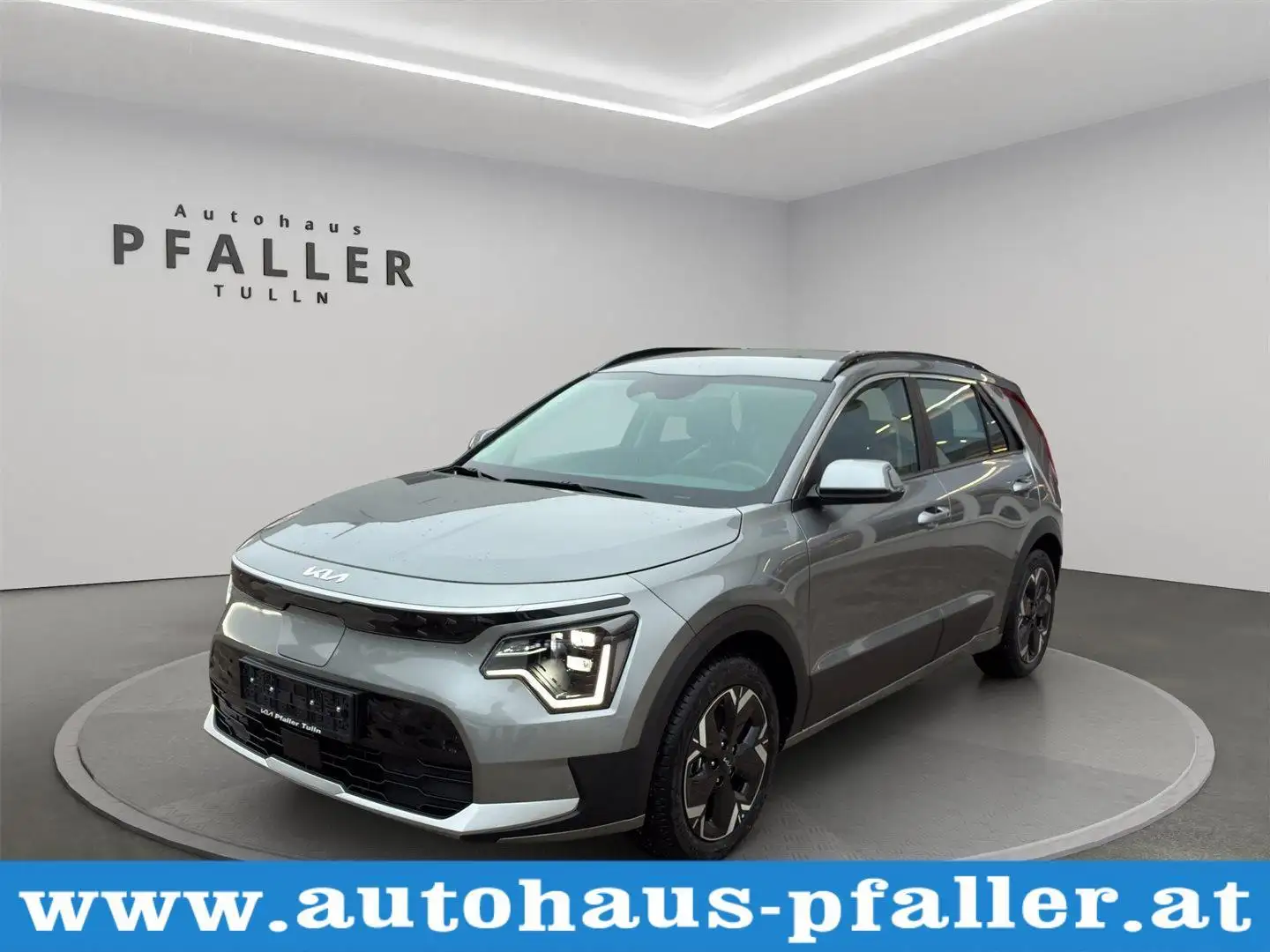 Kia Niro EV Long Range 64kWh Silber Plateado - 1