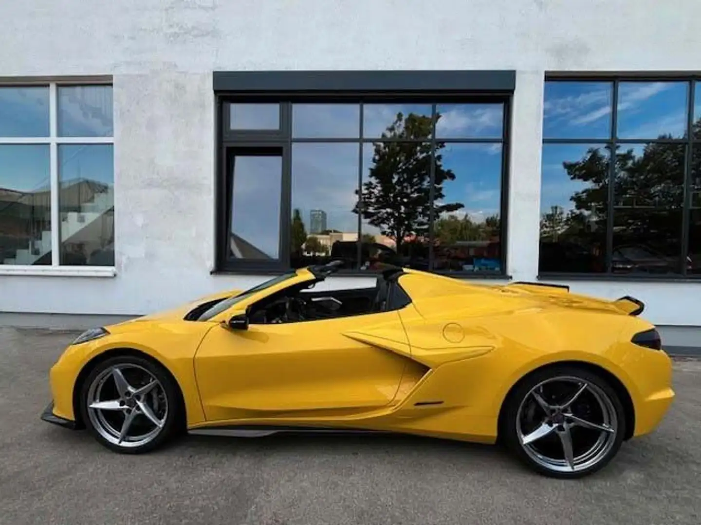 Corvette C8 Cabrio E-Ray 3LZ Werksgarantie Galben - 2