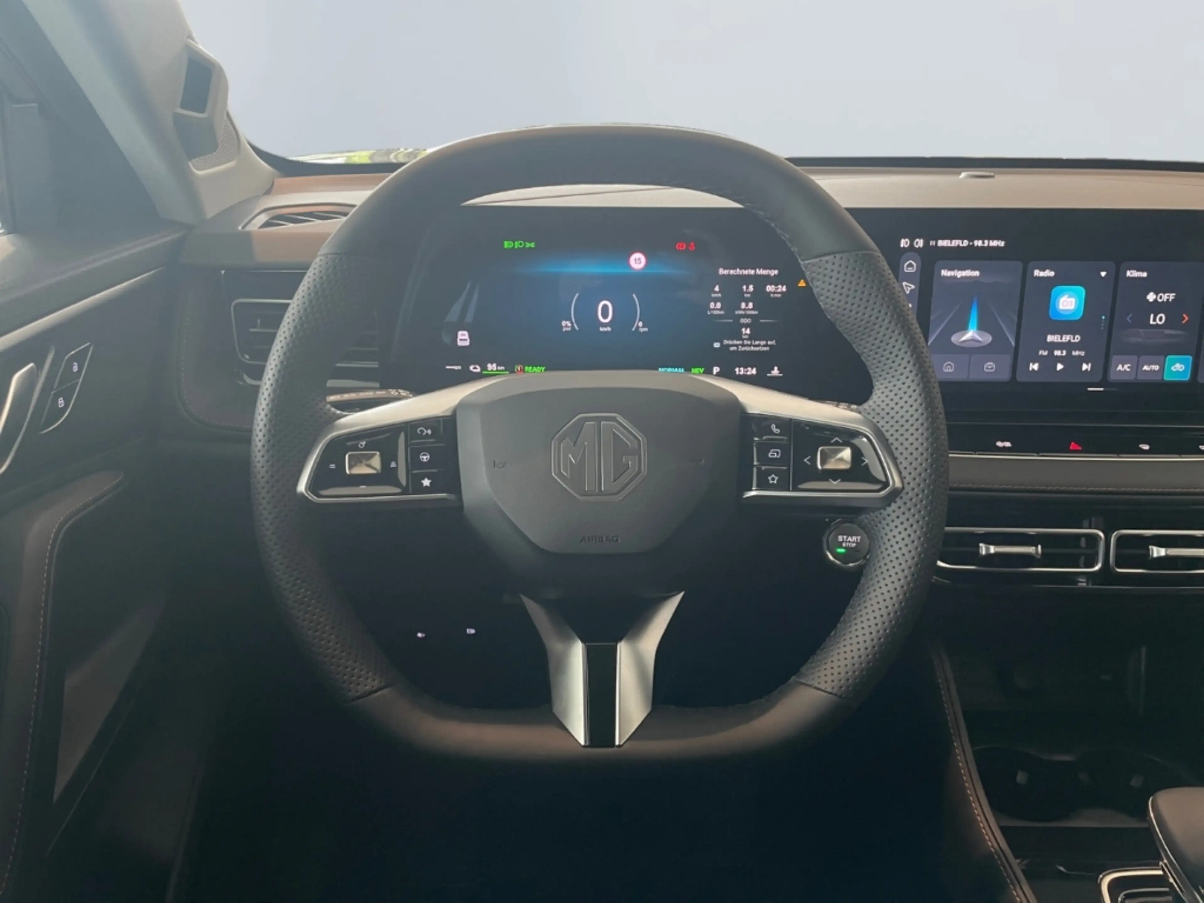 MG HS 1.5 PHEV 200 kW Luxury — photo 11