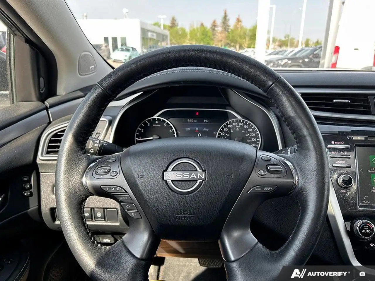 Nissan Murano снимка Nissan Murano