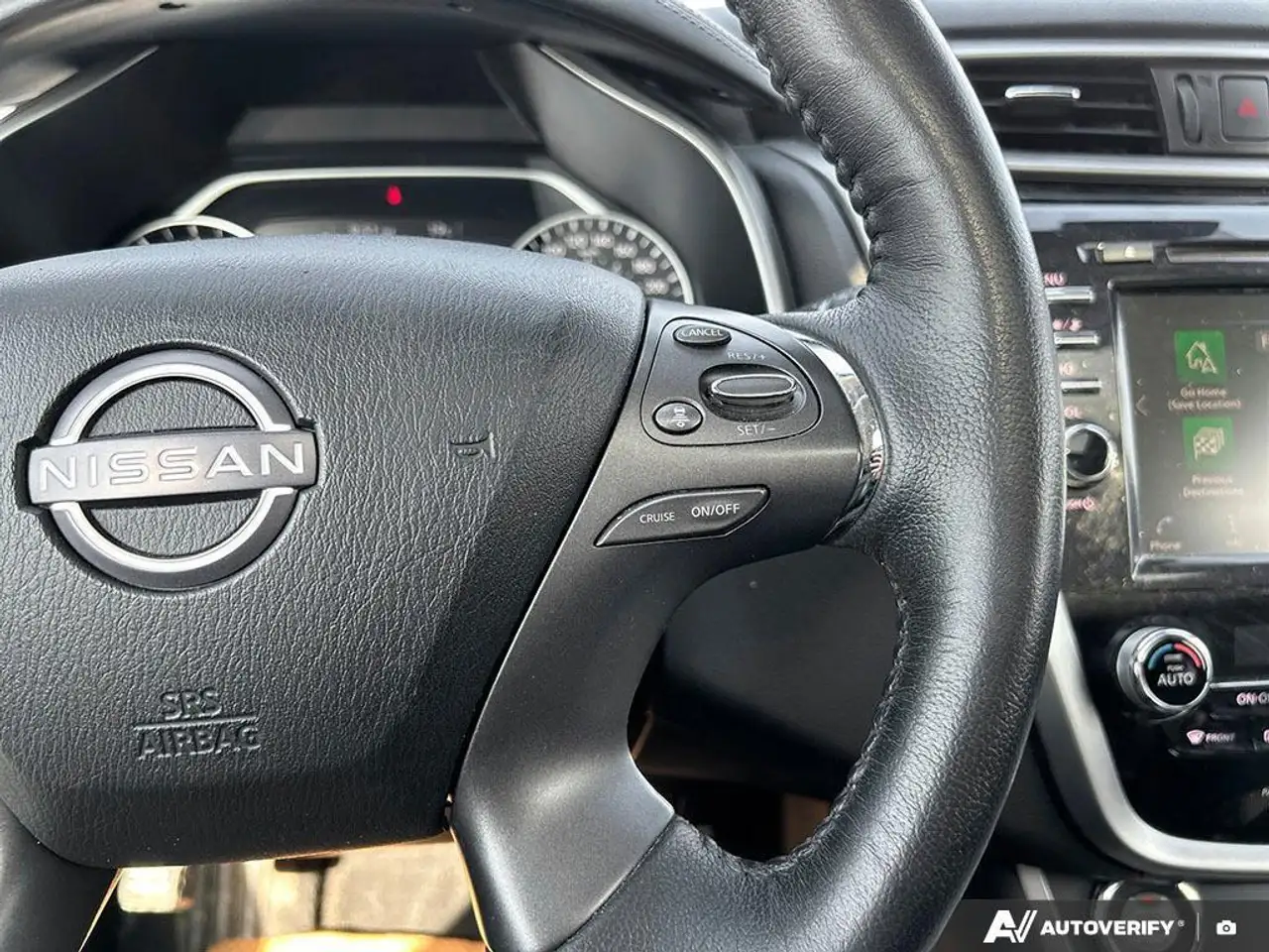 Nissan Murano снимка Nissan Murano