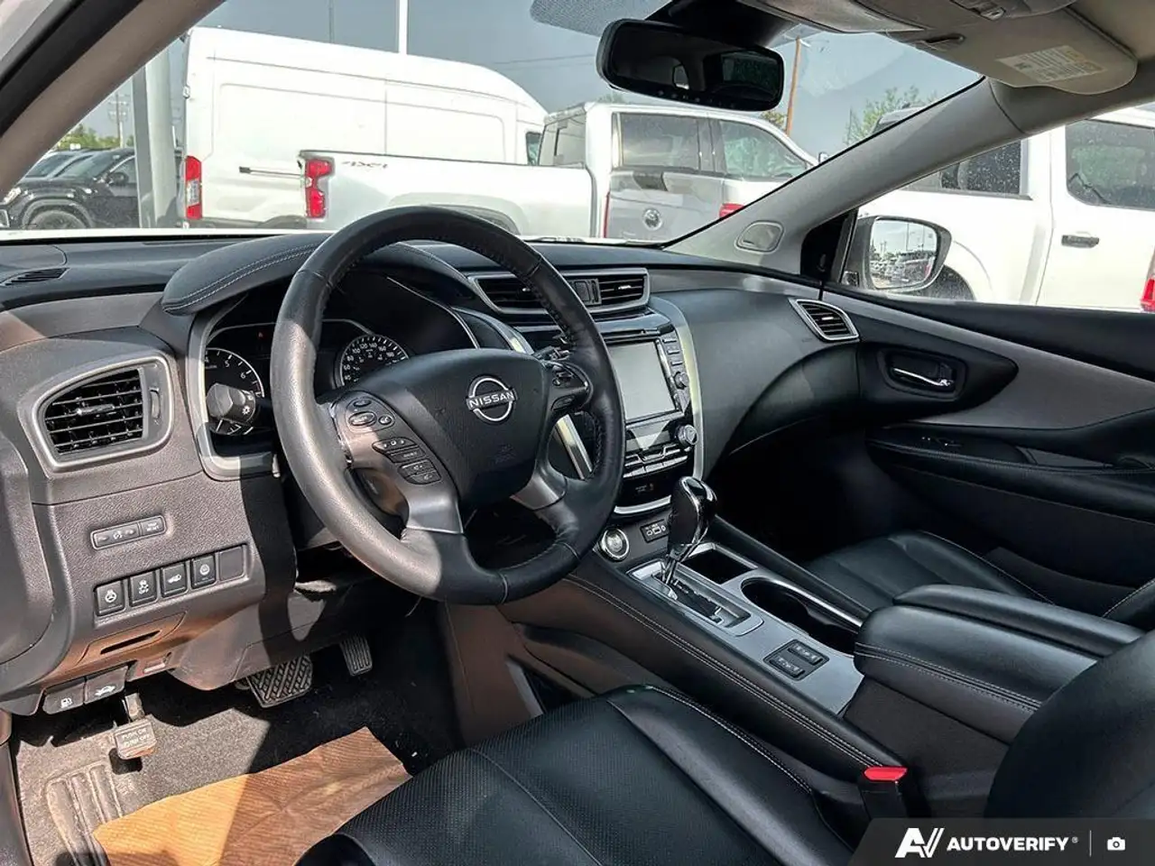 Nissan Murano снимка Nissan Murano