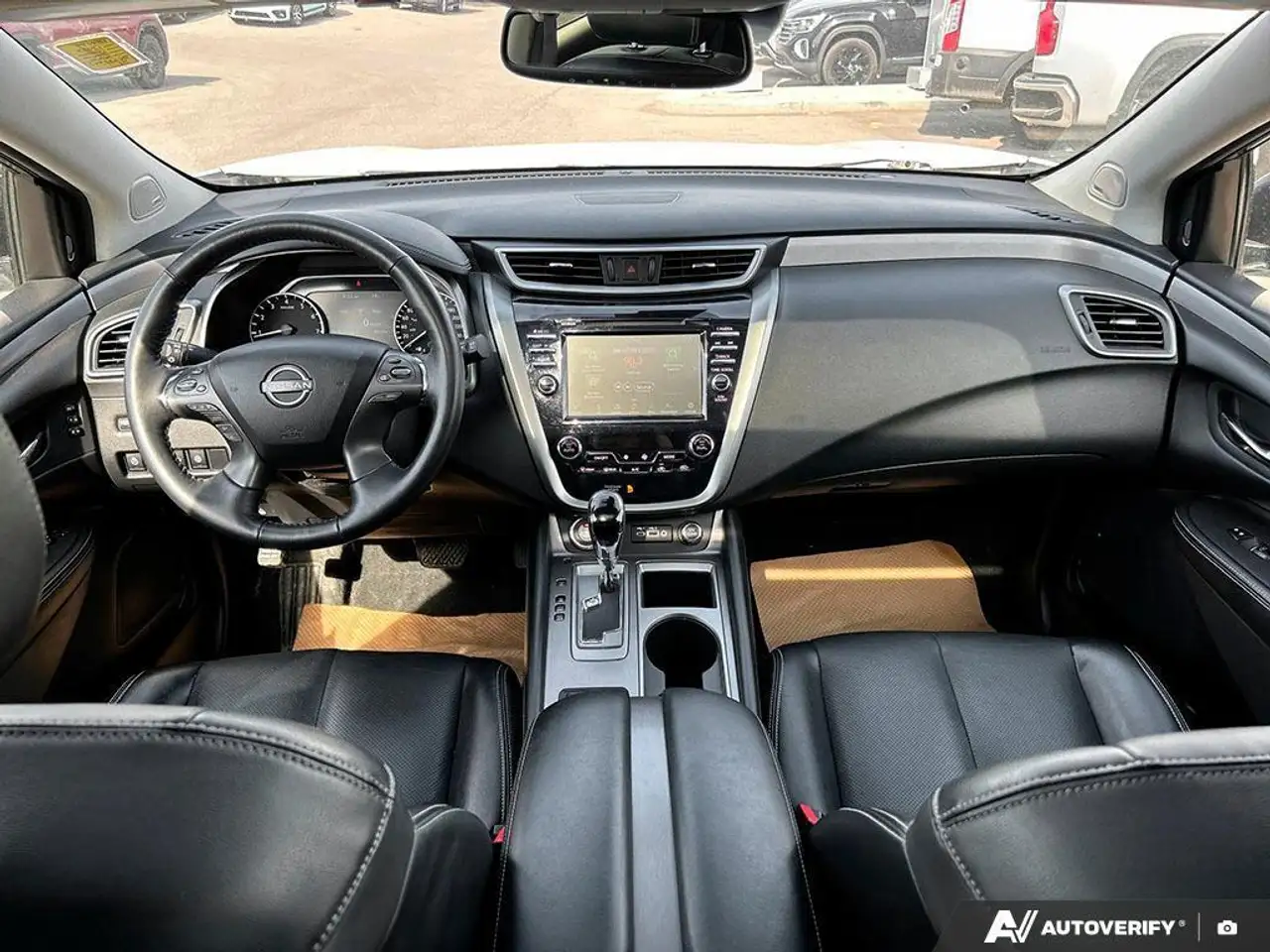 Nissan Murano снимка Nissan Murano