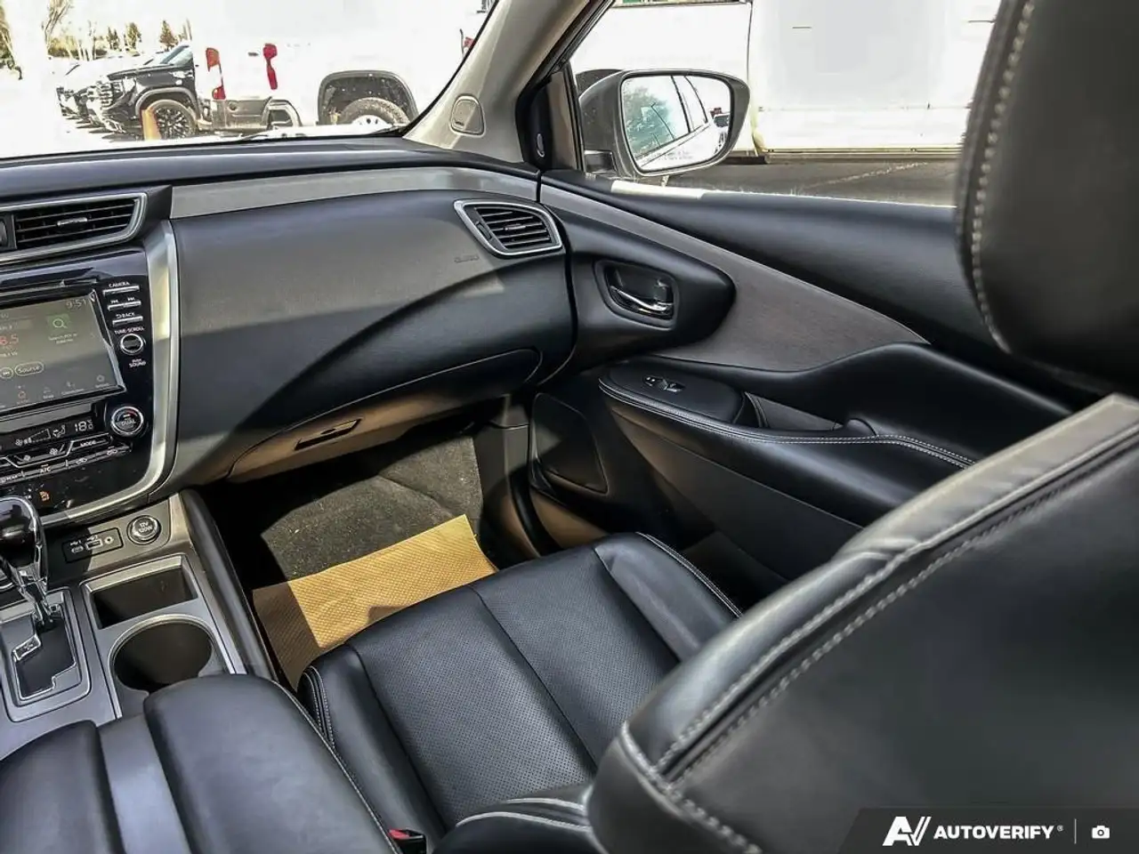 Nissan Murano снимка Nissan Murano