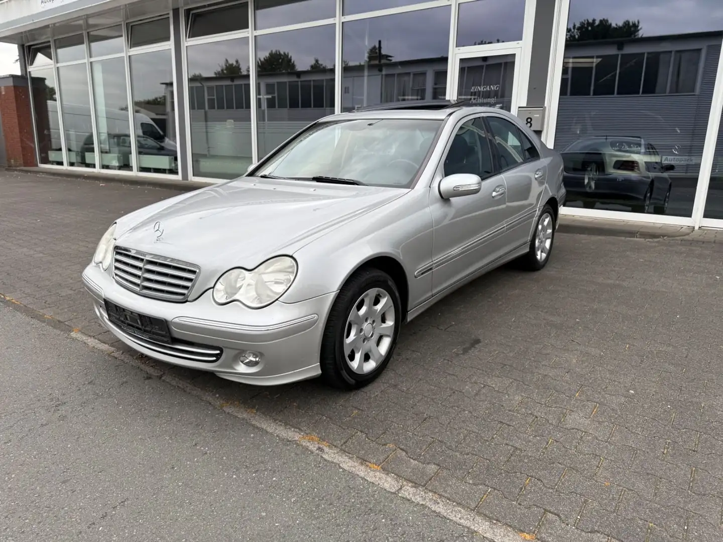 Mercedes-Benz C 180 C -Klasse Lim. C 180 Kompressor Silber - 1