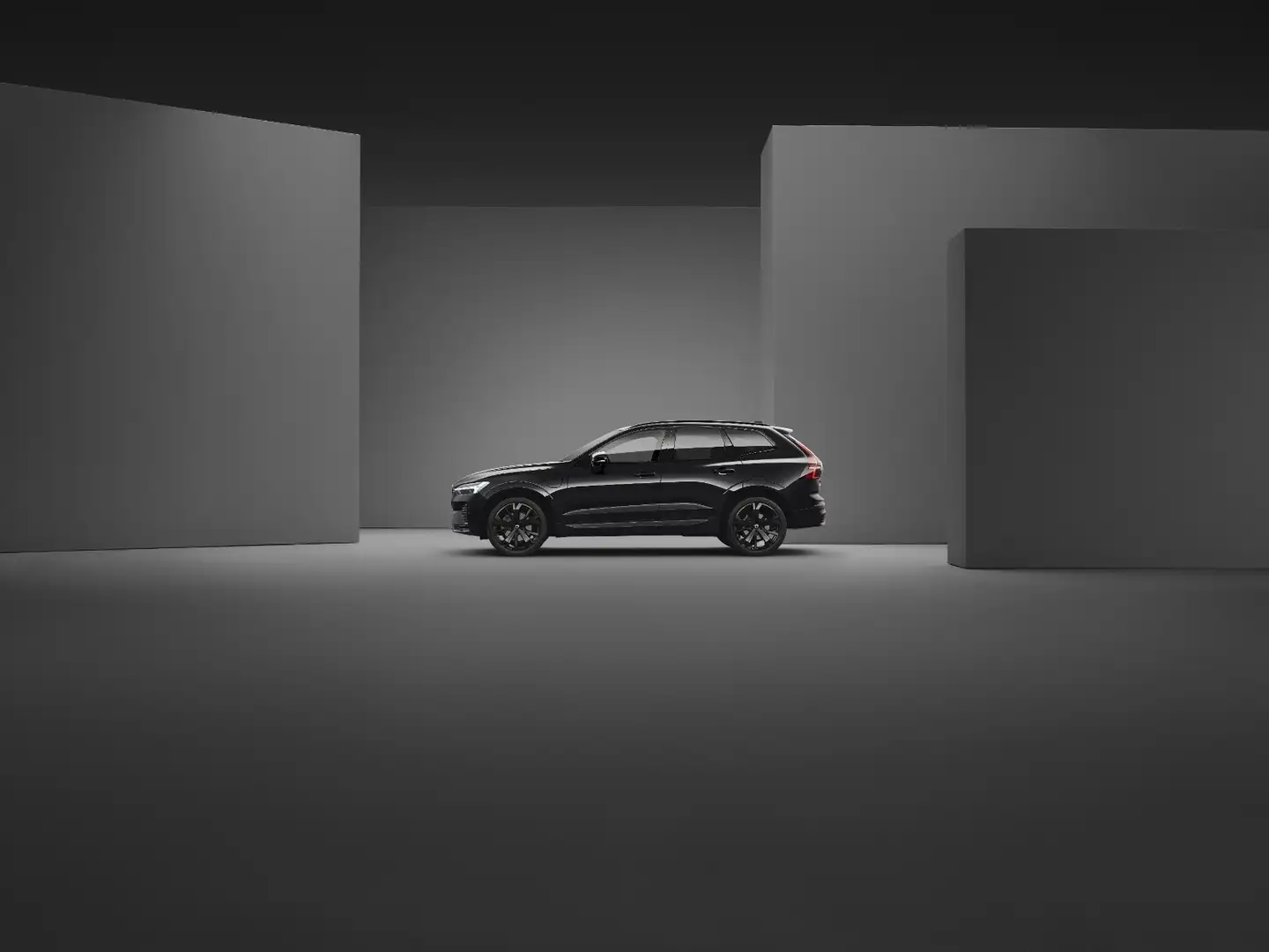 Volvo XC60 T8 Grau - 2