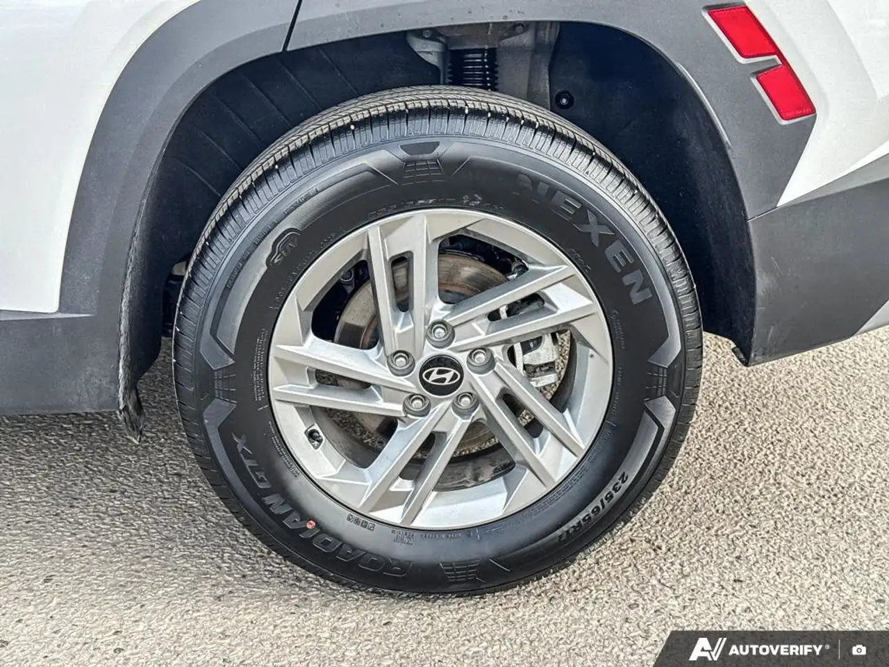 Hyundai TUCSON снимка Hyundai TUCSON