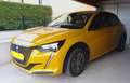 Peugeot e-208 Allure Gelb - thumbnail 1