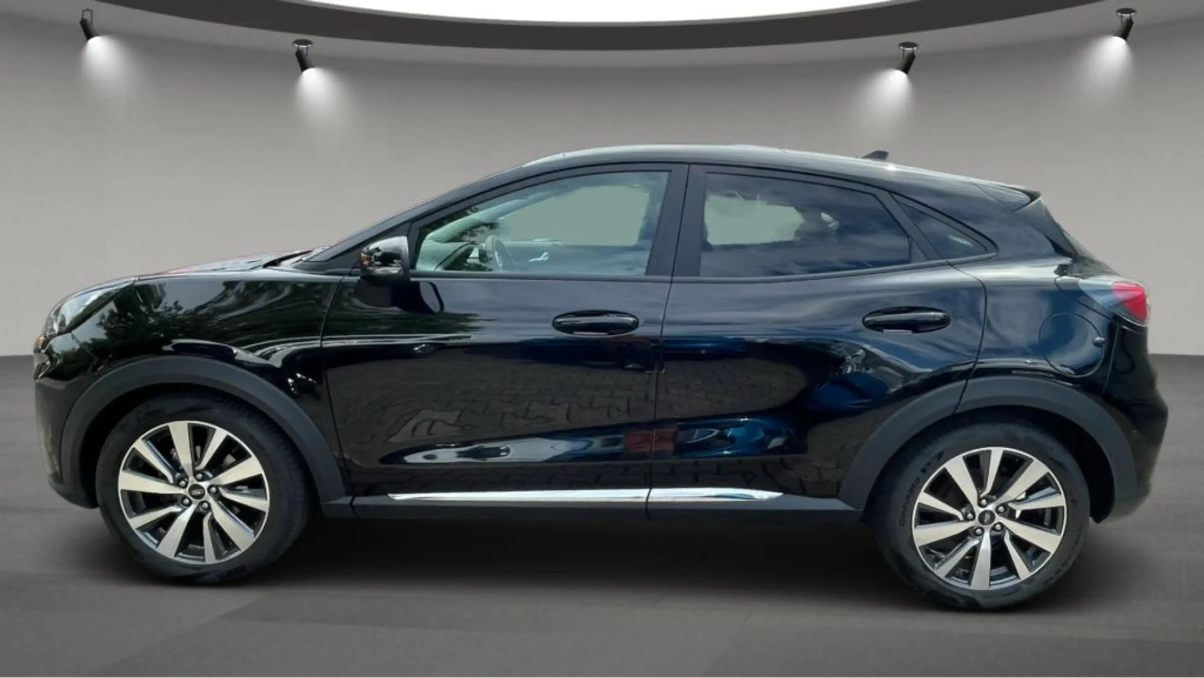 Ford Puma 1.0 EcoBoost Hybrid TITANIUM X — photo 4
