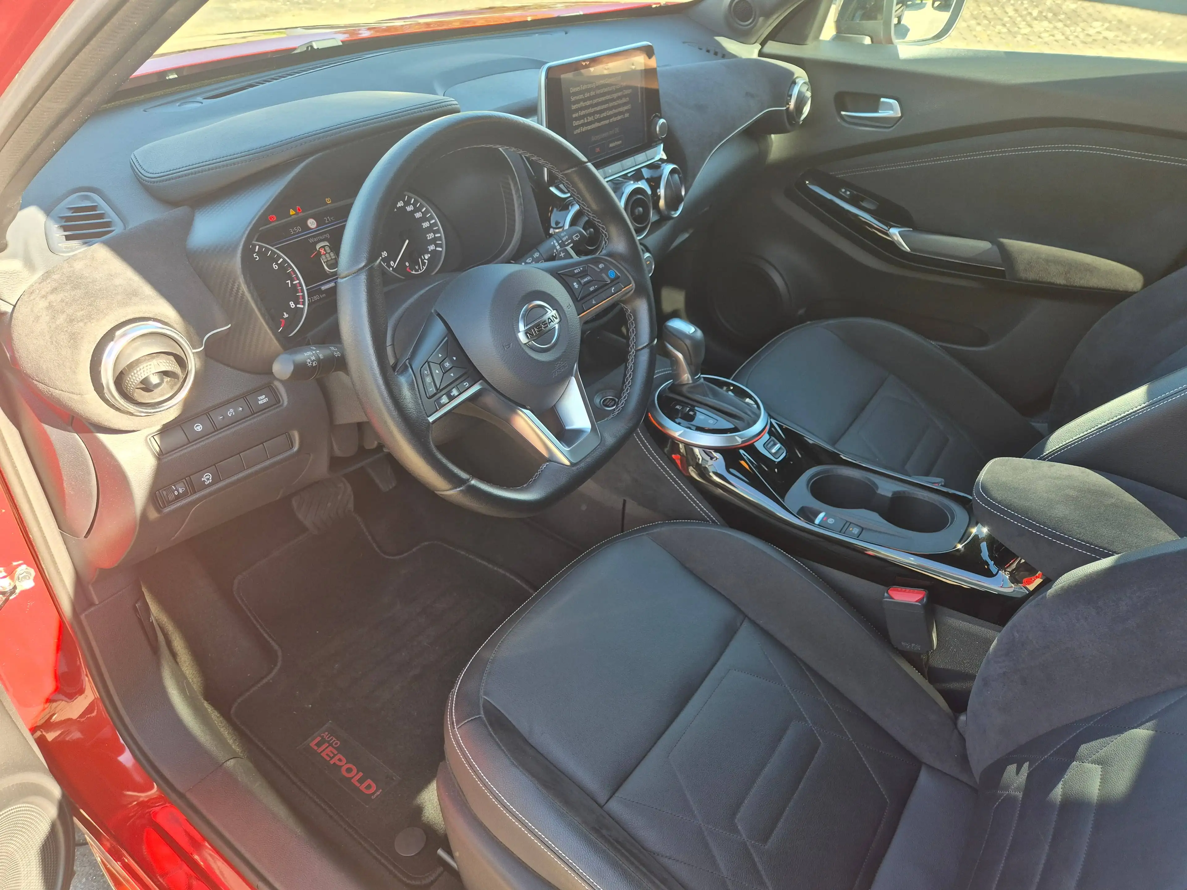 Nissan Juke 1.0 DIG-T N-Design 117PS AT — photo 10