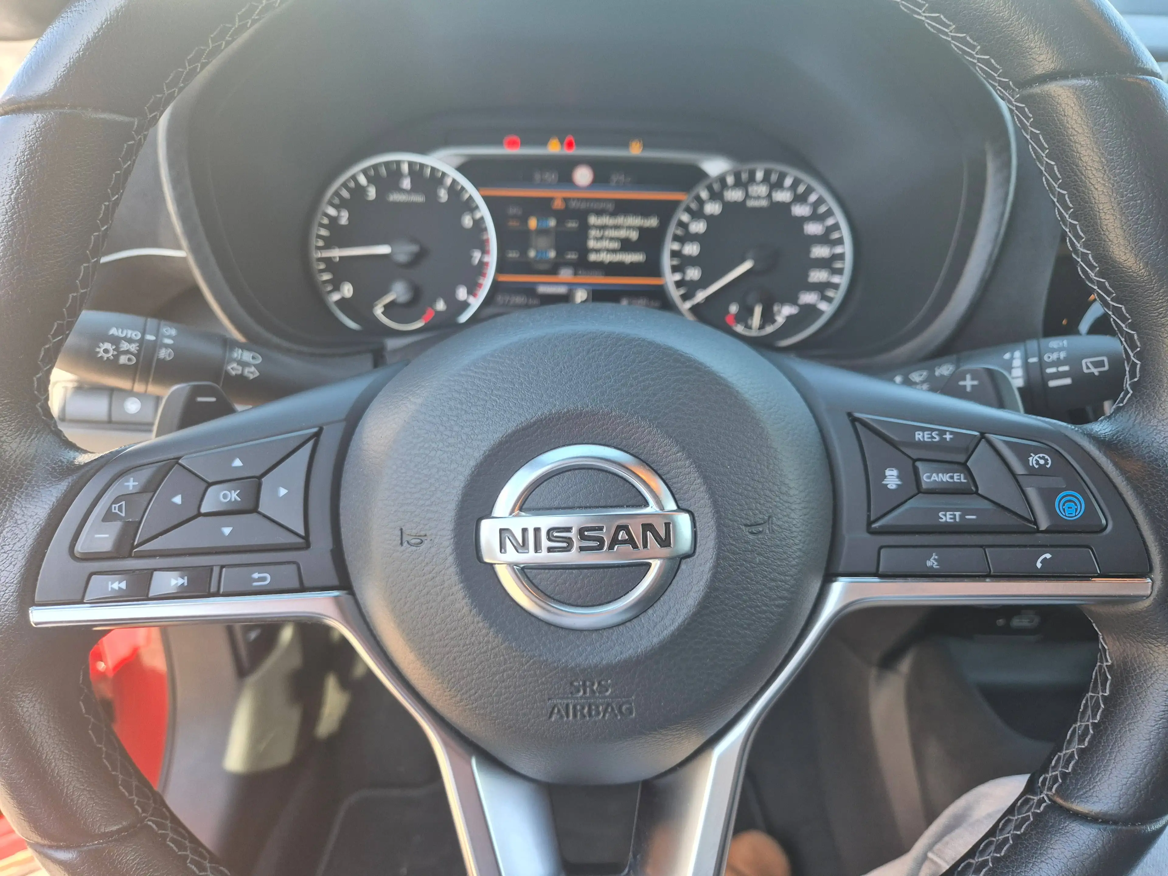Nissan Juke 1.0 DIG-T N-Design 117PS AT — photo 11