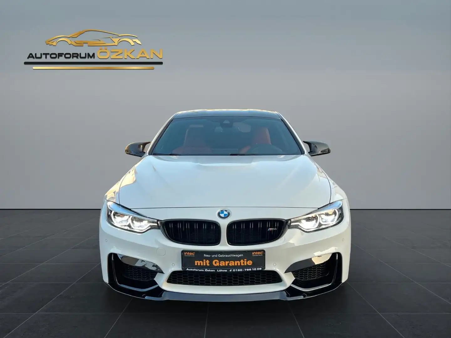BMW M4 Coupe Competition-Paket 360° Spurhalte Totwi. Weiß - 2