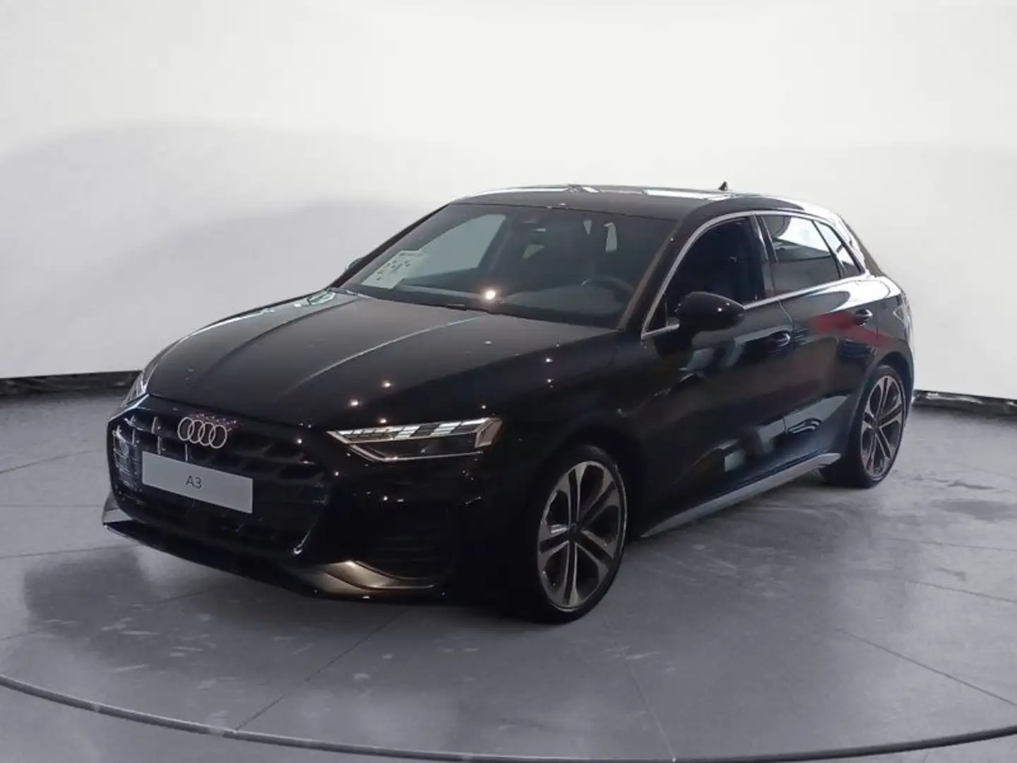 Audi A3 S line 35 TFSI 110(150 Schwarz - 2