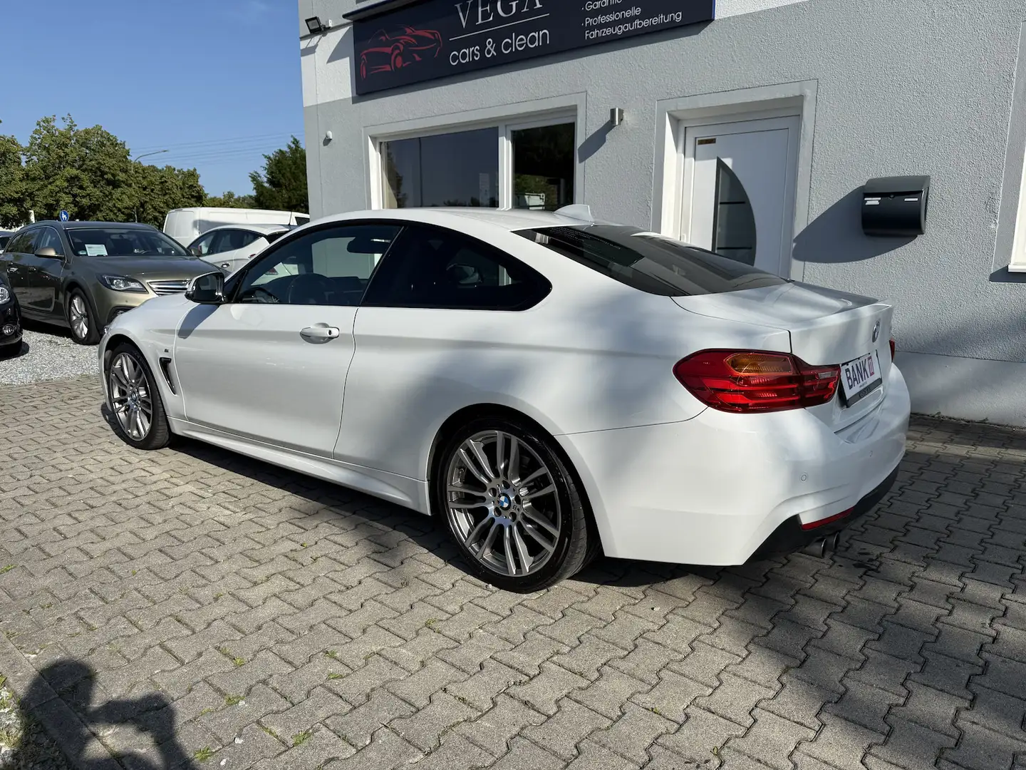 BMW 425 425d Coupe AUT M-PAKET NAV BIX RFK TEMP EU6 Weiß - 2