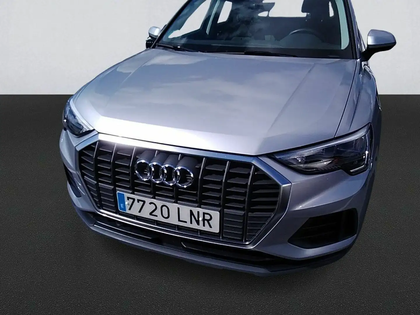 Audi Q3 35 TDI S tronic 110kW Gris - 2