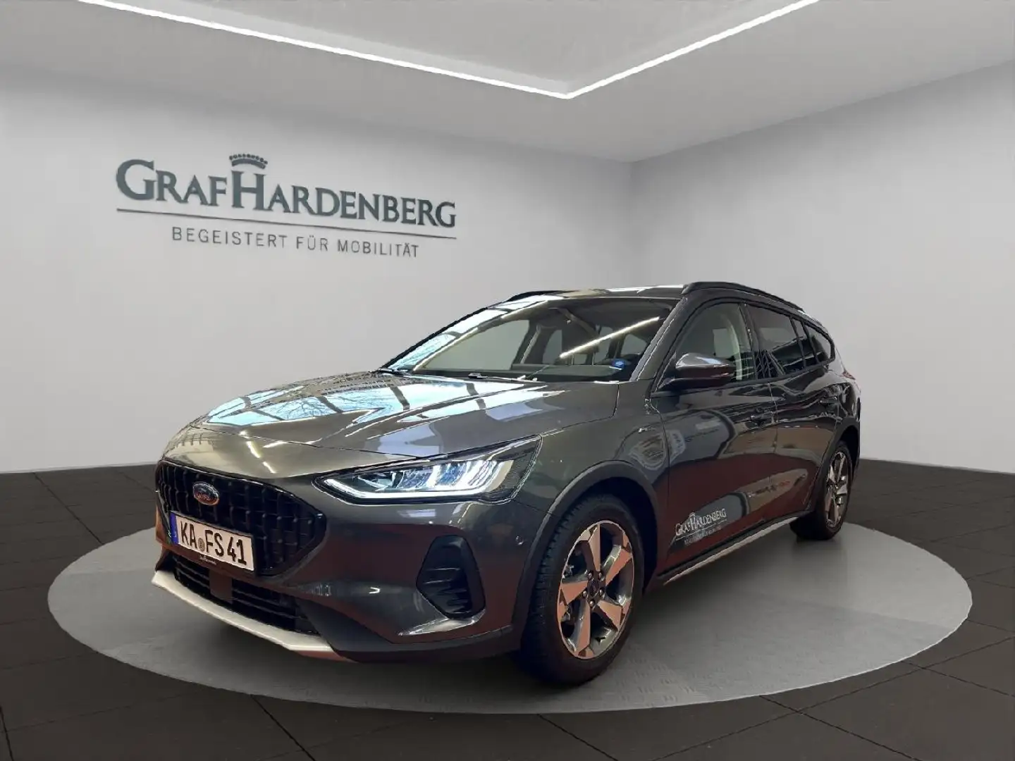 Ford Focus Active Grau - 1