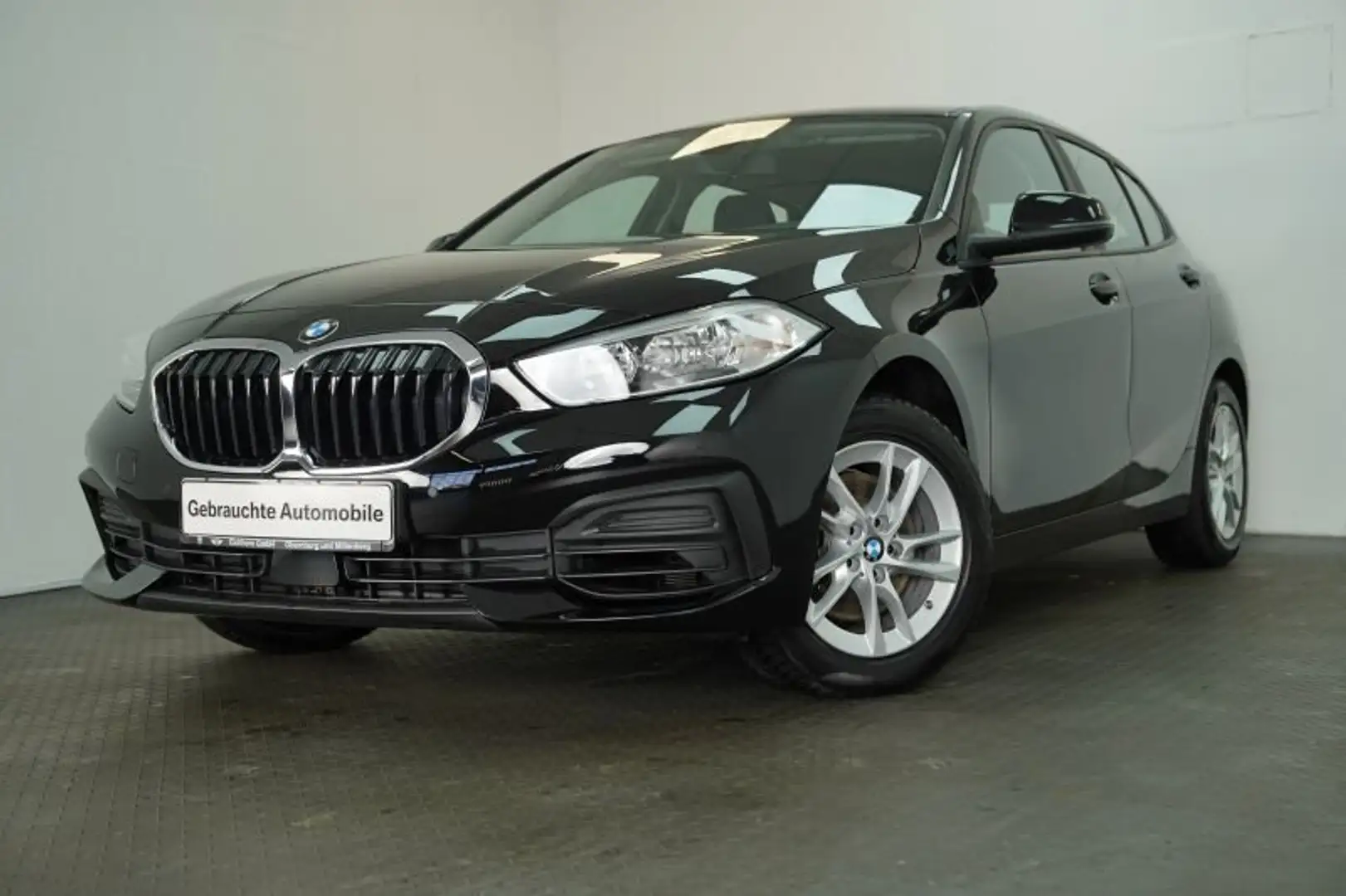 BMW 116 i 5-Türer *Wenig KM*LiveCockProf..NAVI.PDC* Schwarz - 2