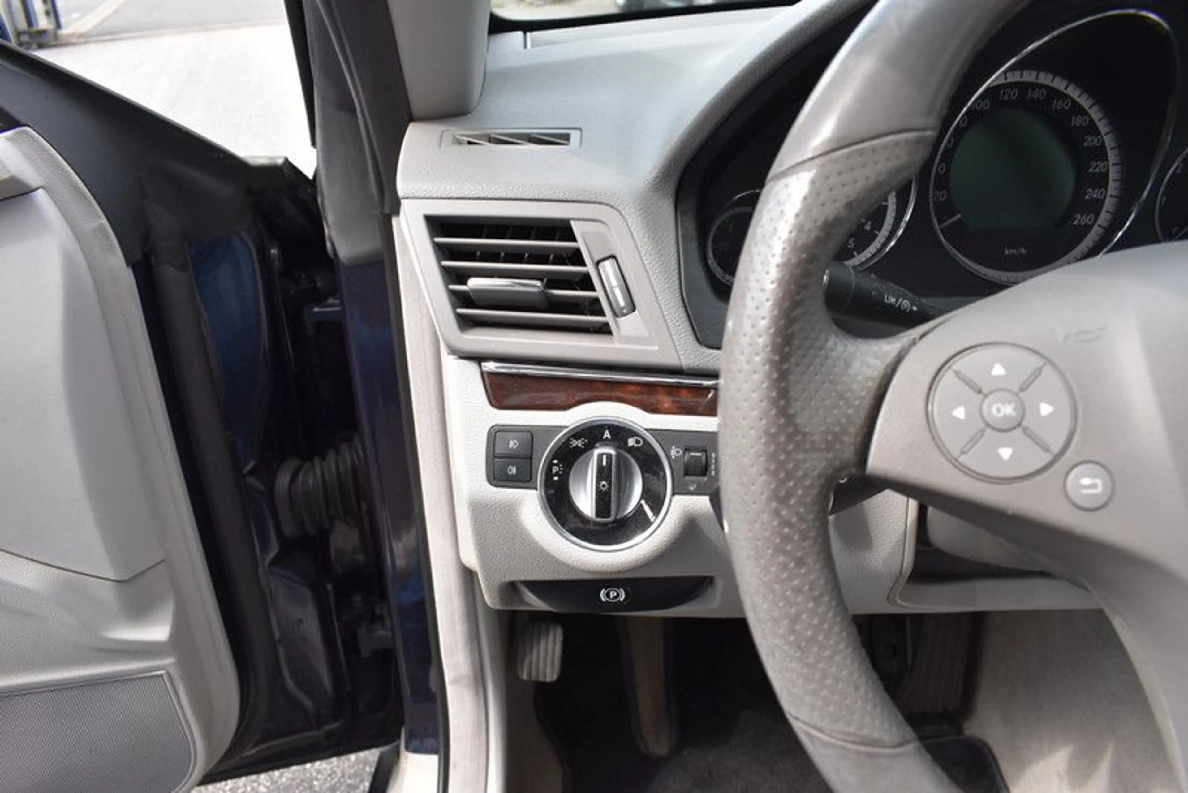 Mercedes-Benz E 250 E250 Cabrio CDI BlueEfficiency*Elegance*SHZ*PDC* — photo 15