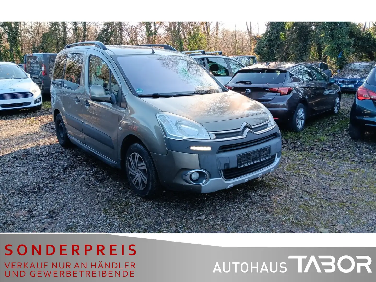 Citroen Berlingo HDi 115 XTR AHK Klima BC TÜV 06/2027 Braun - 2