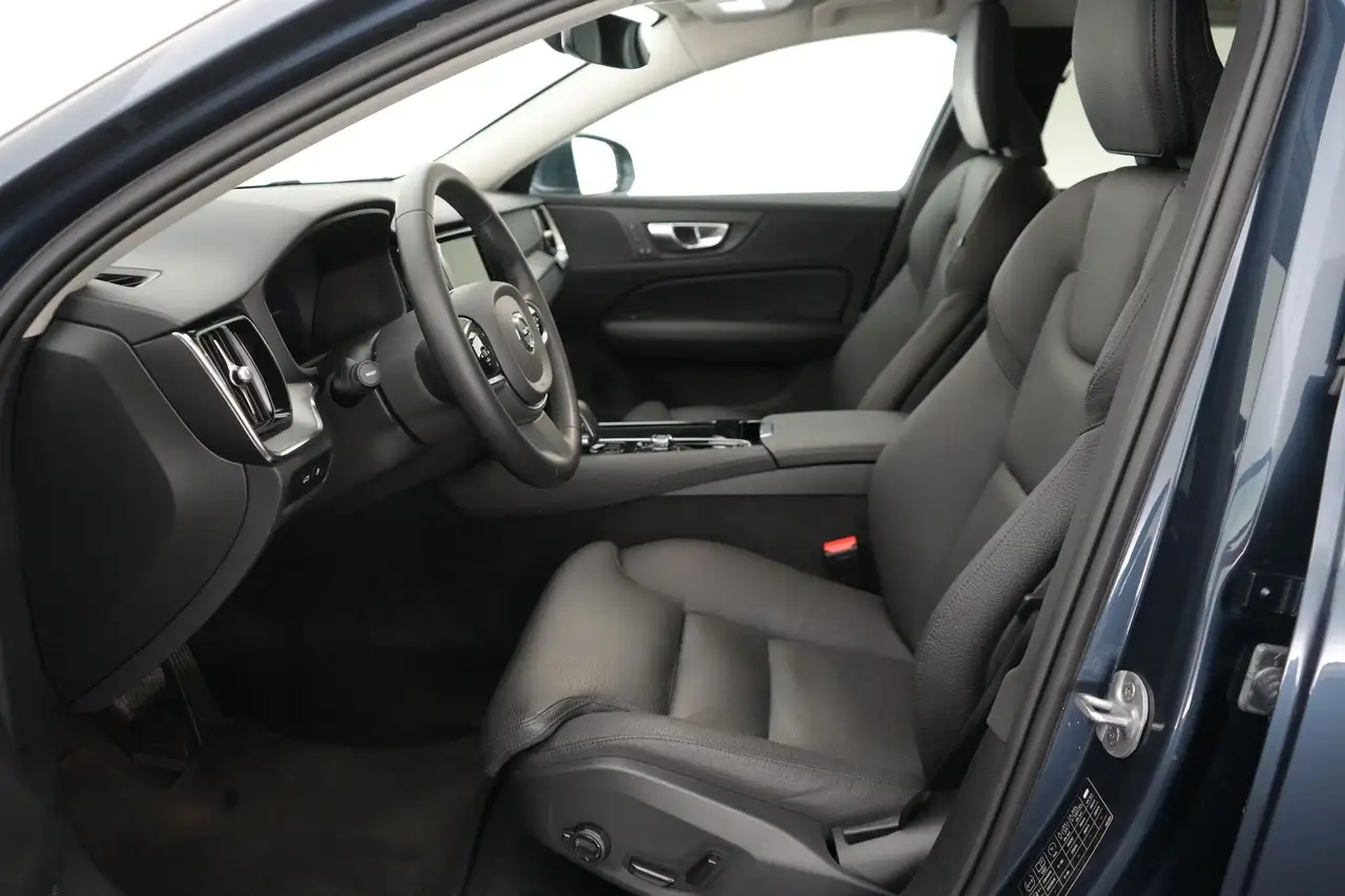 Volvo V60 2.0 T6 PHEV Plus Bright 4WD LEDER/CUIR LED GPS PDC, миниатюра 17