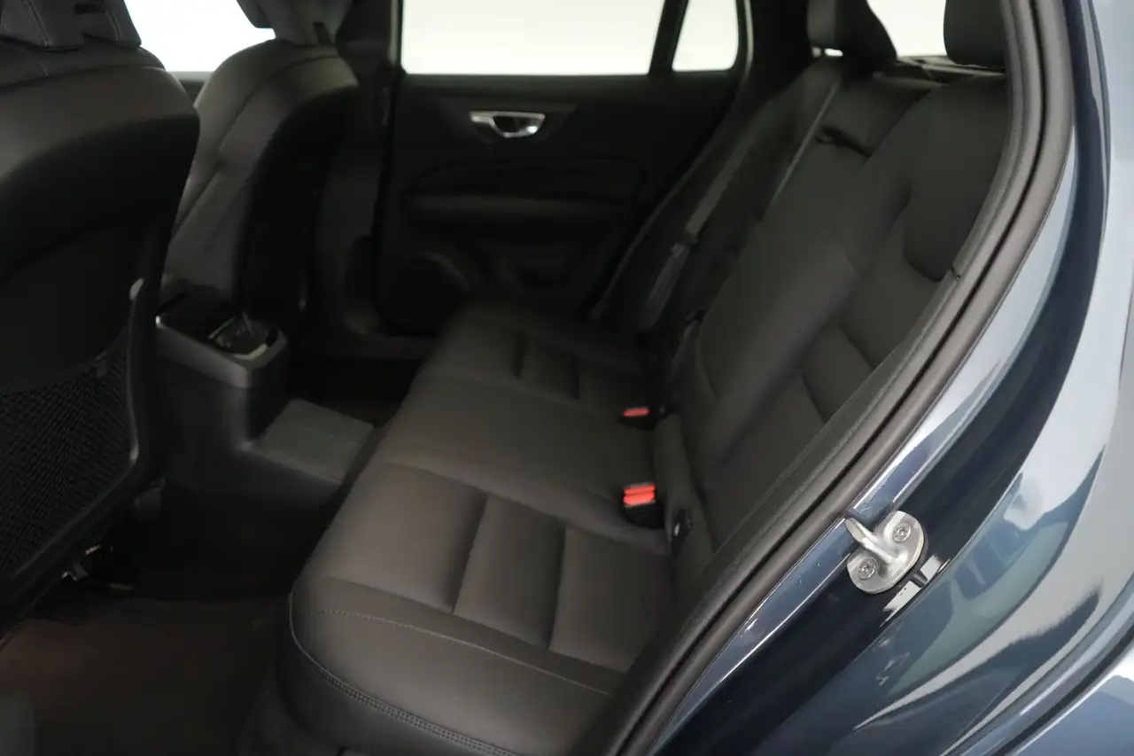 Volvo V60 2.0 T6 PHEV Plus Bright 4WD LEDER/CUIR LED GPS PDC, миниатюра 20
