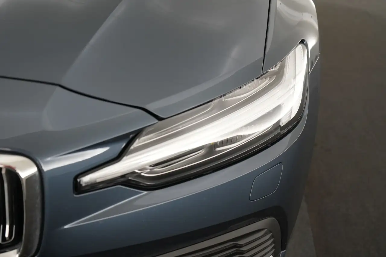 Volvo V60 2.0 T6 PHEV Plus Bright 4WD LEDER/CUIR LED GPS PDC, миниатюра 18