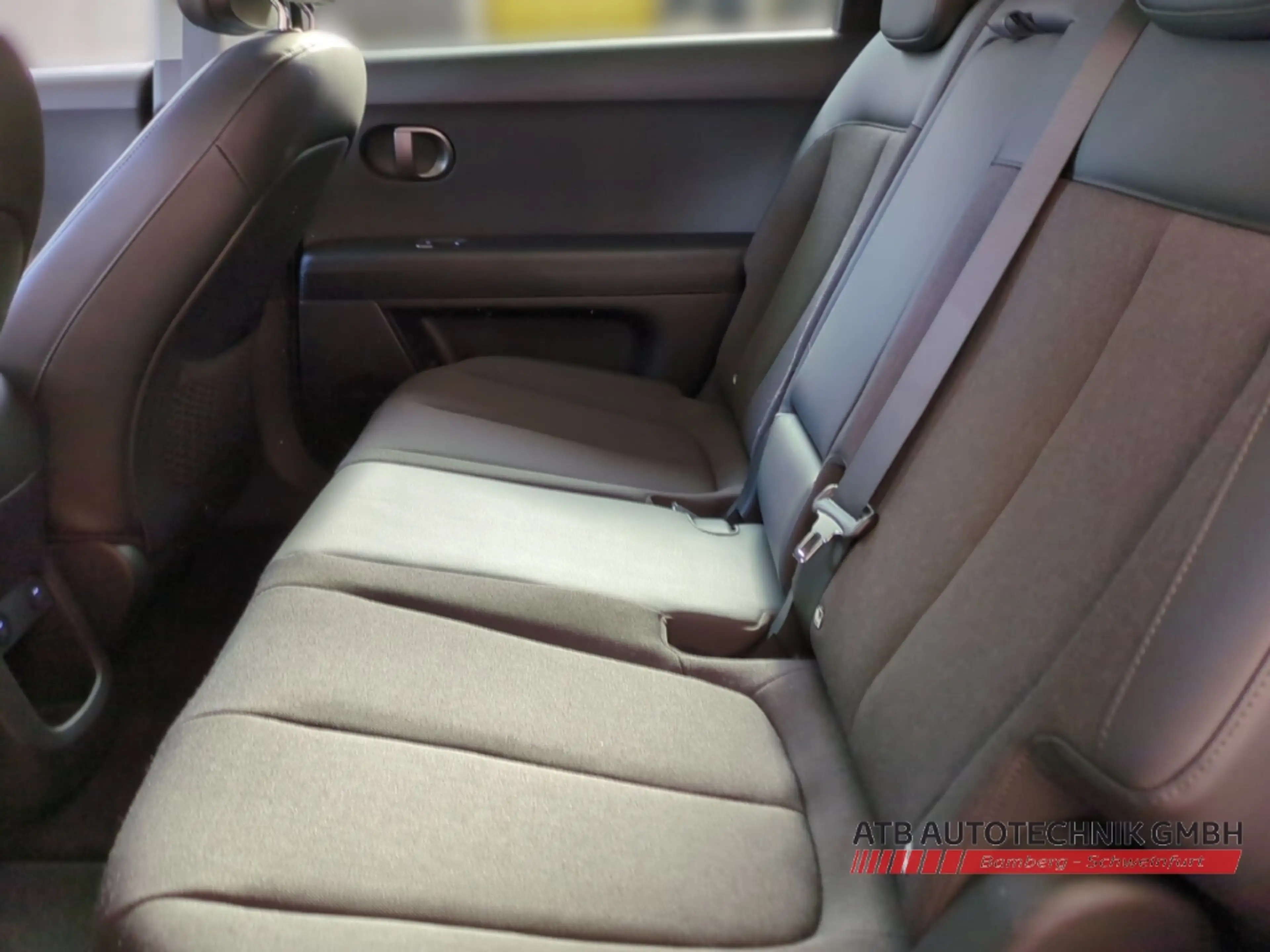 Hyundai IONIQ 5 TECHNIQ 84 kWh 4WD SOH 99,0% — photo 13